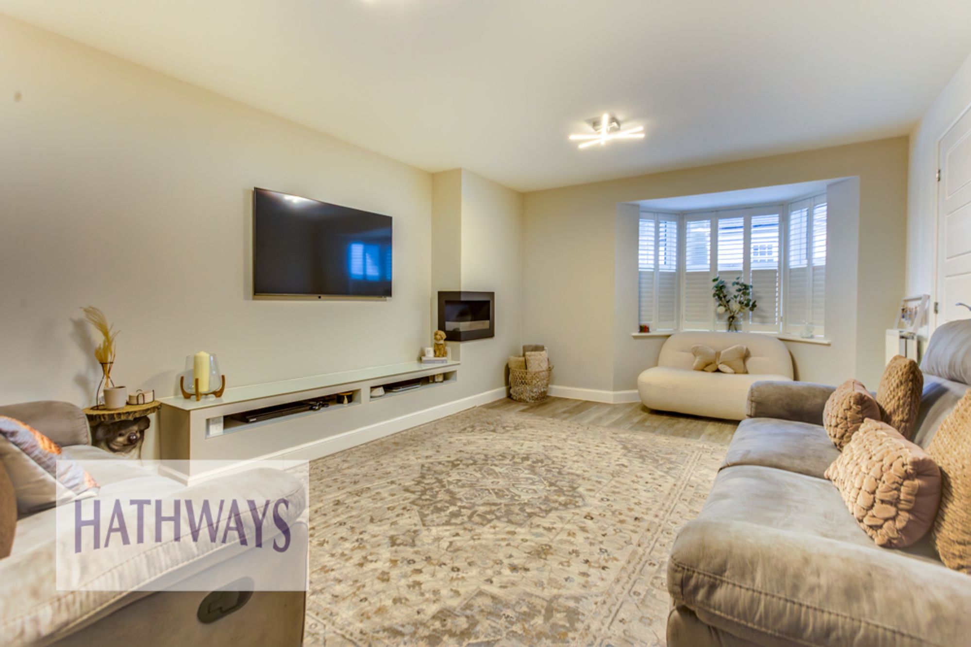 4 bed detached house for sale in Ffordd Bevan, Cwmbran  - Property Image 9