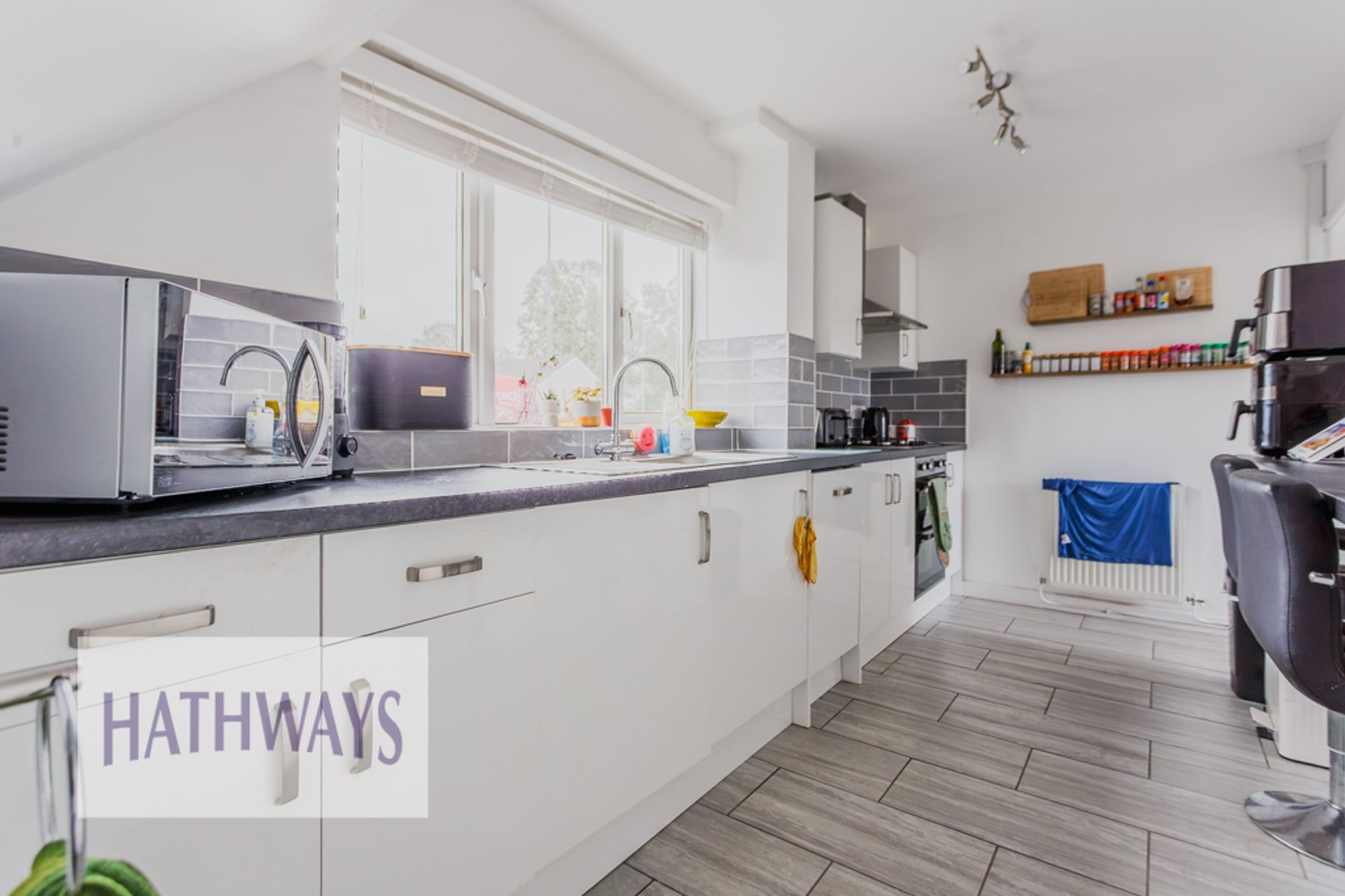 2 bed terraced house to rent in North Road, Cwmbran  - Property Image 8