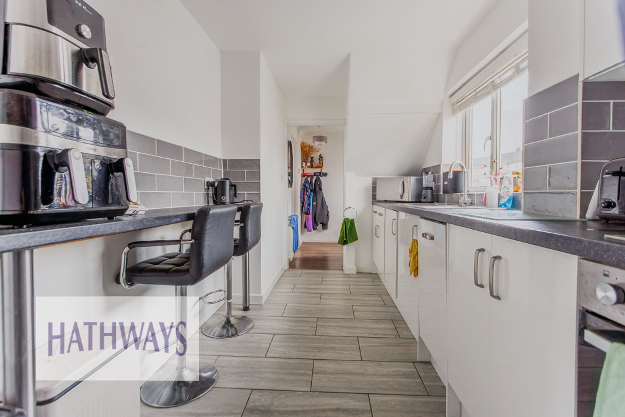 2 bed terraced house to rent in North Road, Cwmbran  - Property Image 9