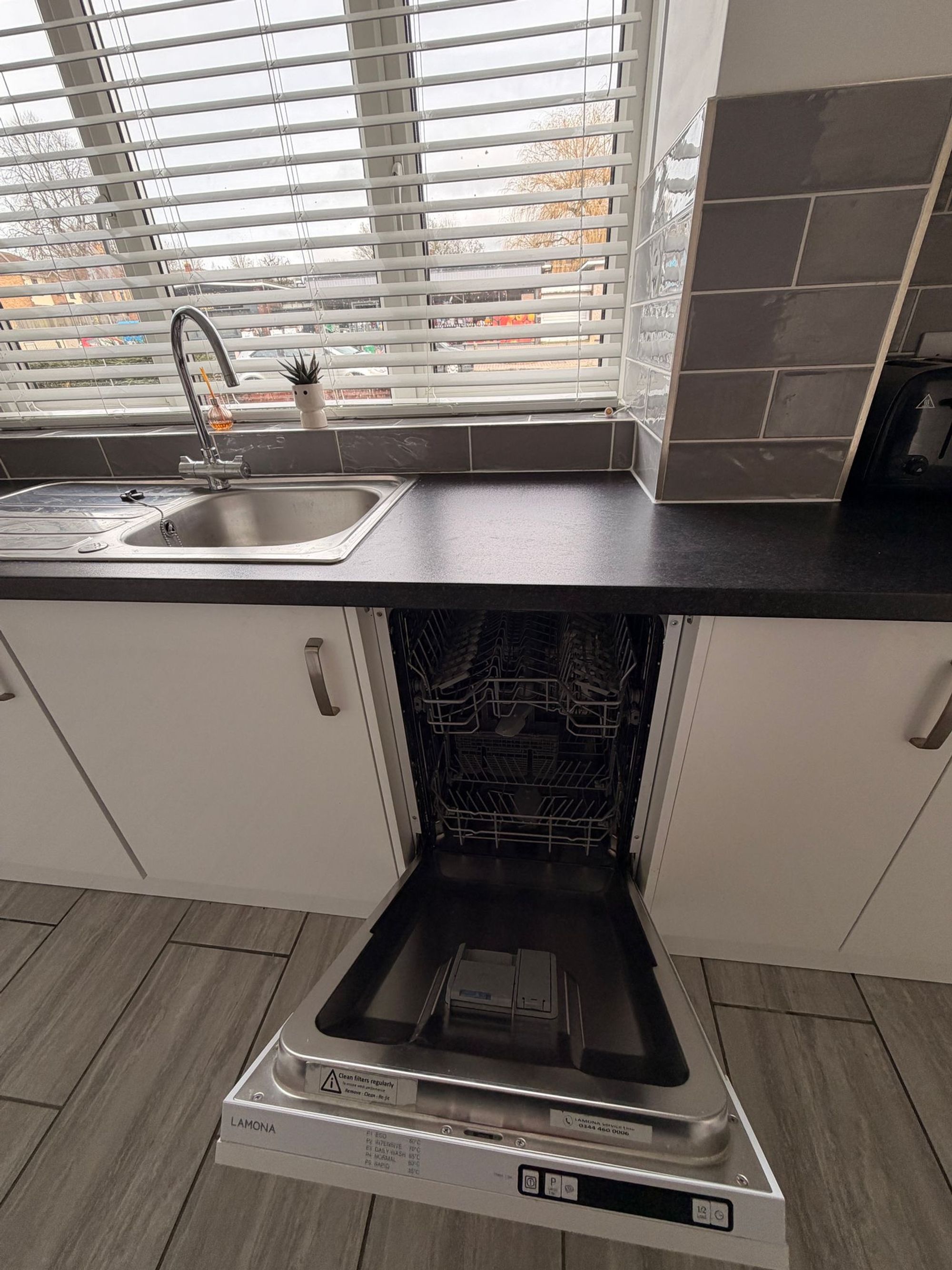 2 bed terraced house to rent in North Road, Cwmbran  - Property Image 39