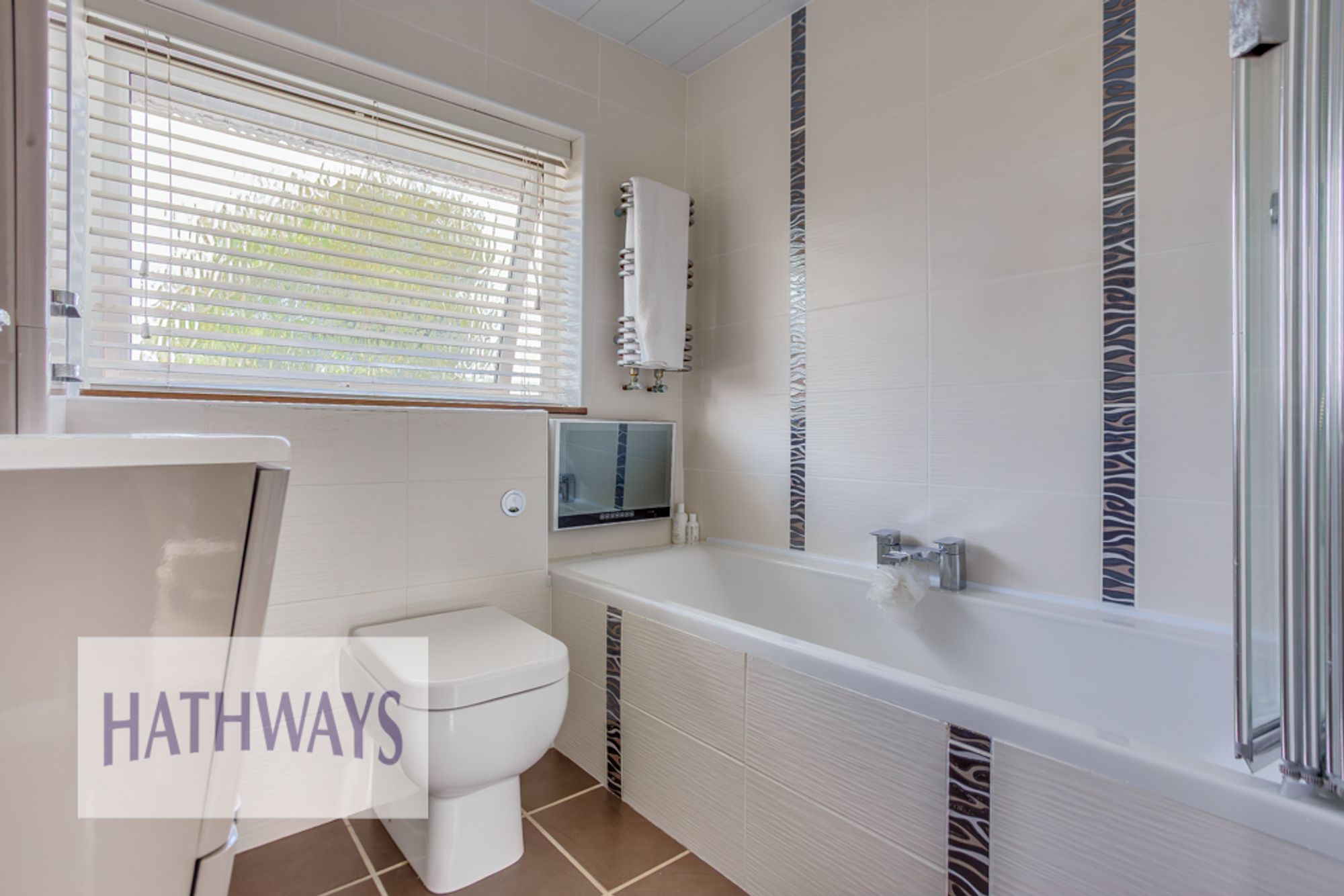 3 bed semi-detached house for sale in Llanyravon Way, Llanyravon, NP44 35