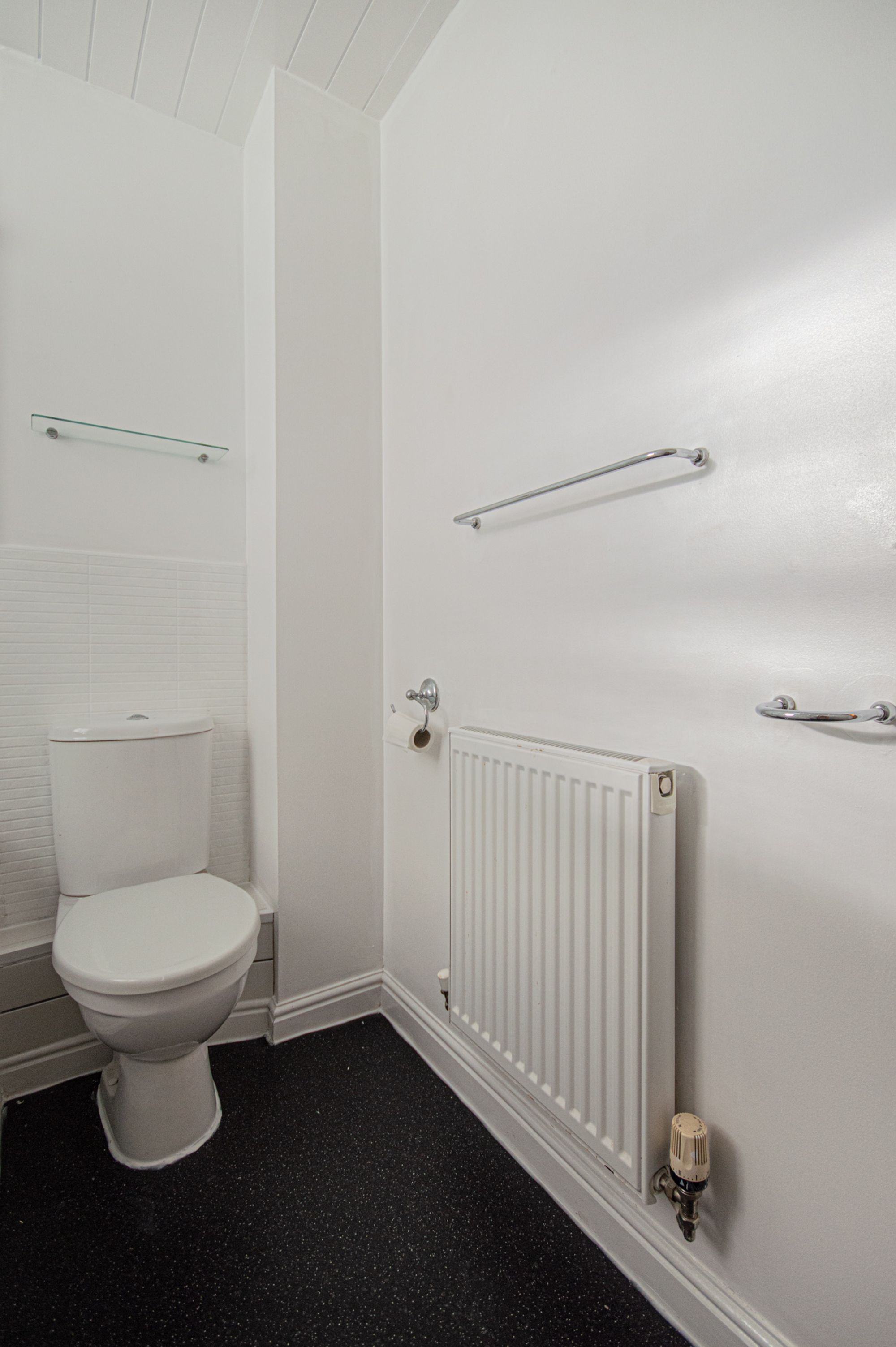 2 bed apartment to rent in Blaen Bran Close, Cwmbran 11