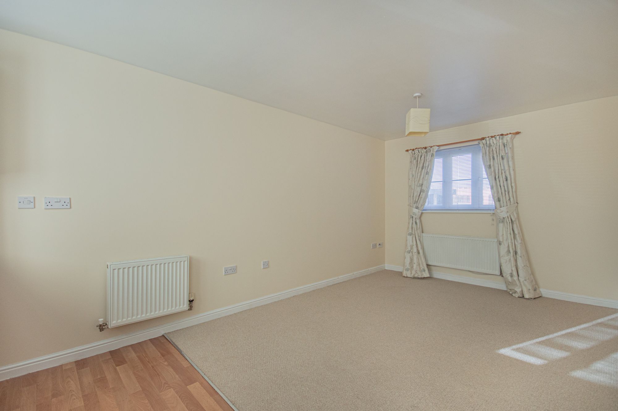 2 bed apartment to rent in Blaen Bran Close, Cwmbran  - Property Image 4