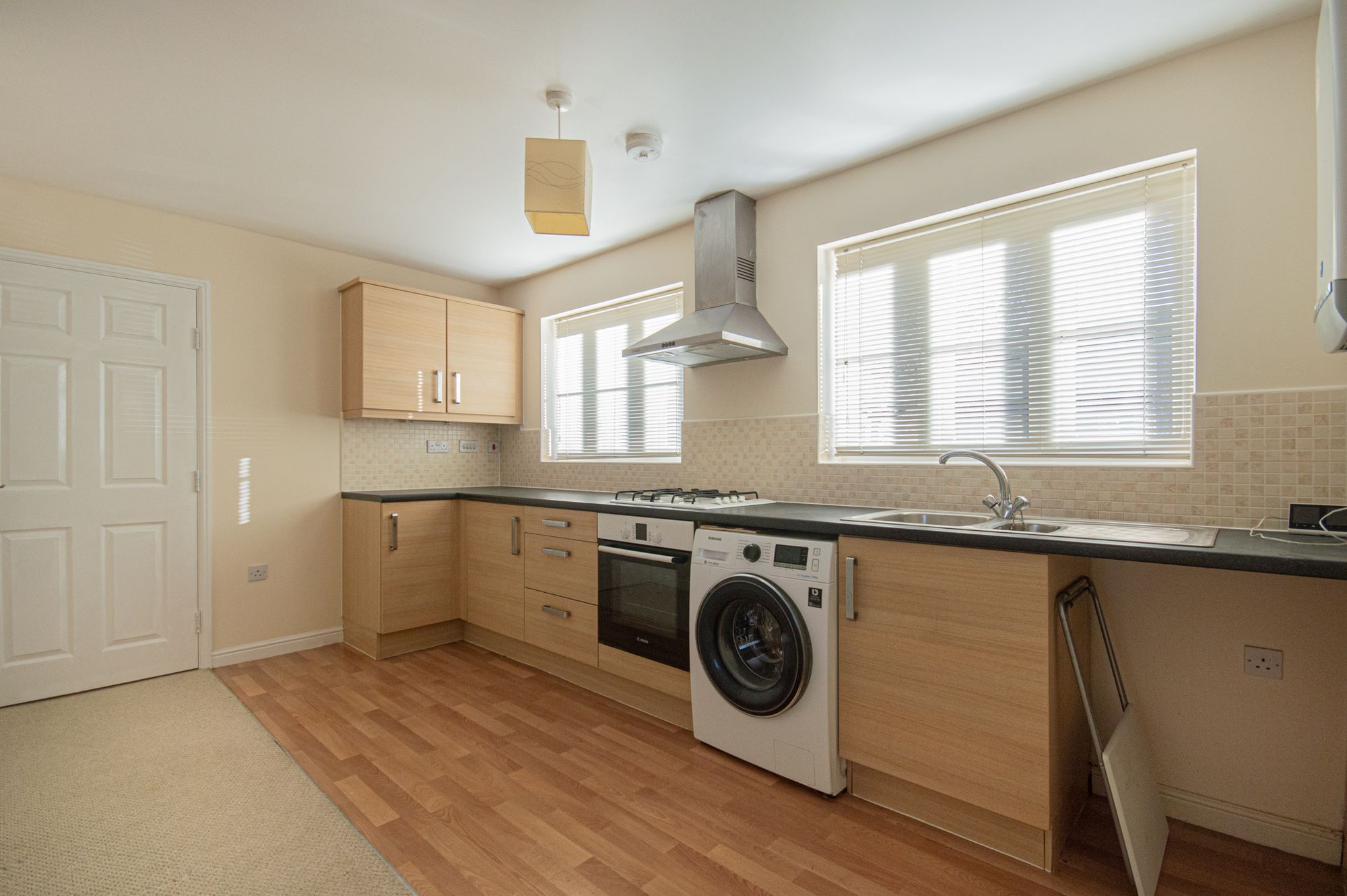 2 bed apartment to rent in Blaen Bran Close, Cwmbran  - Property Image 3