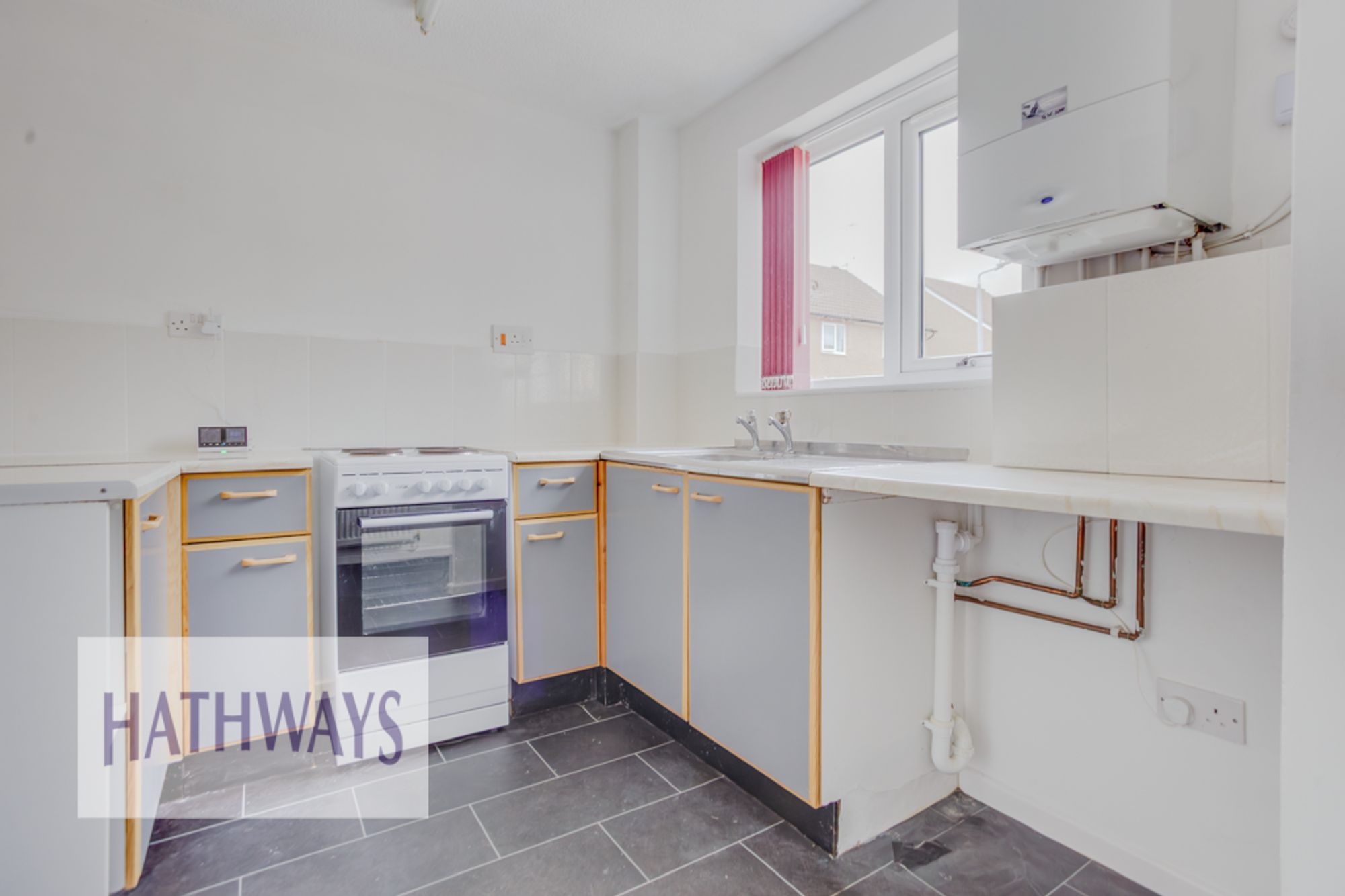 2 bed terraced house for sale in The Brades, Caerleon, NP18  - Property Image 5