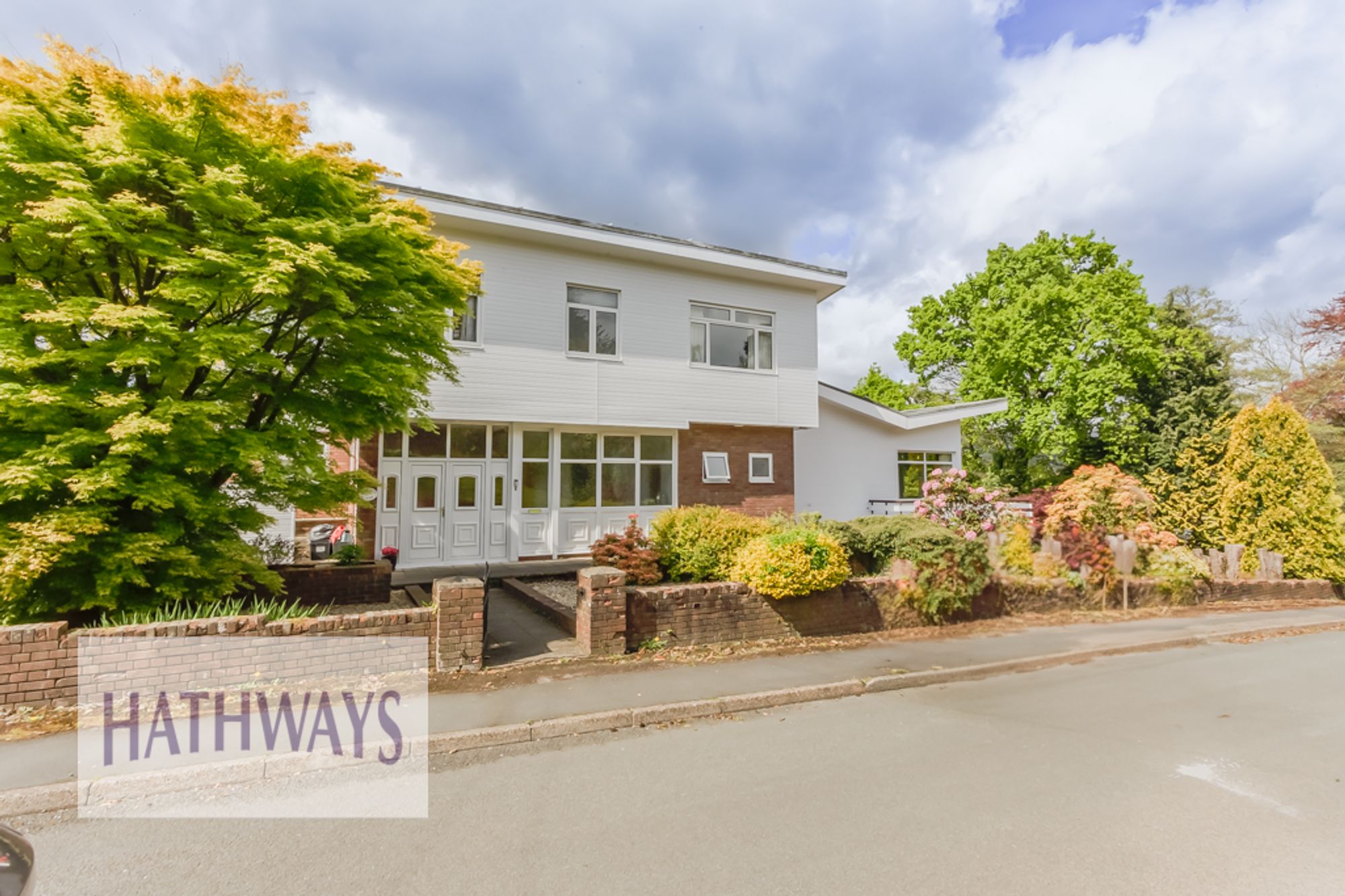 5 bed detached house for sale in Bryn Rhedyn, Cwmbran 3