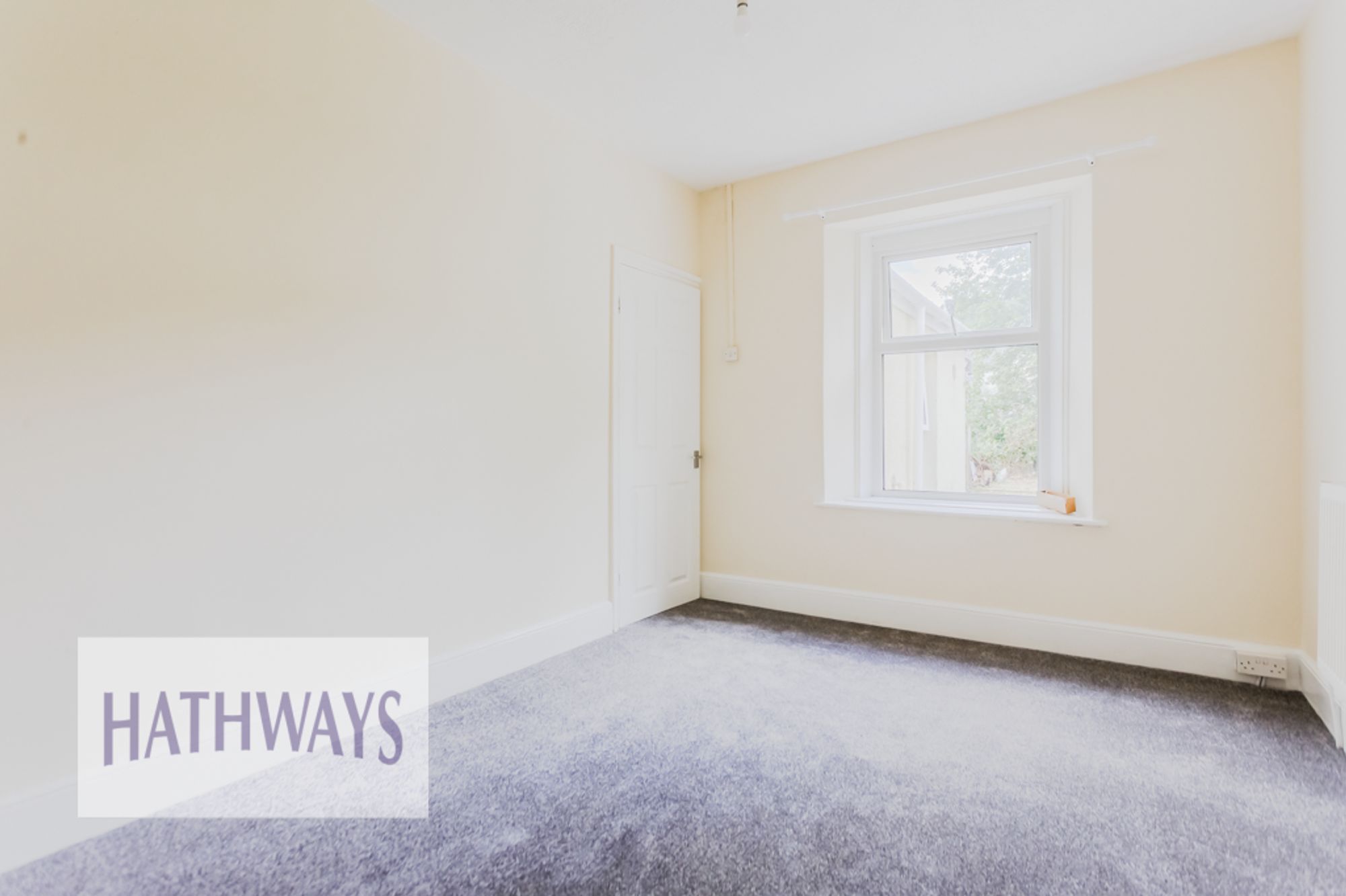 3 bed end of terrace house to rent in Broad Street, Pontypool 20