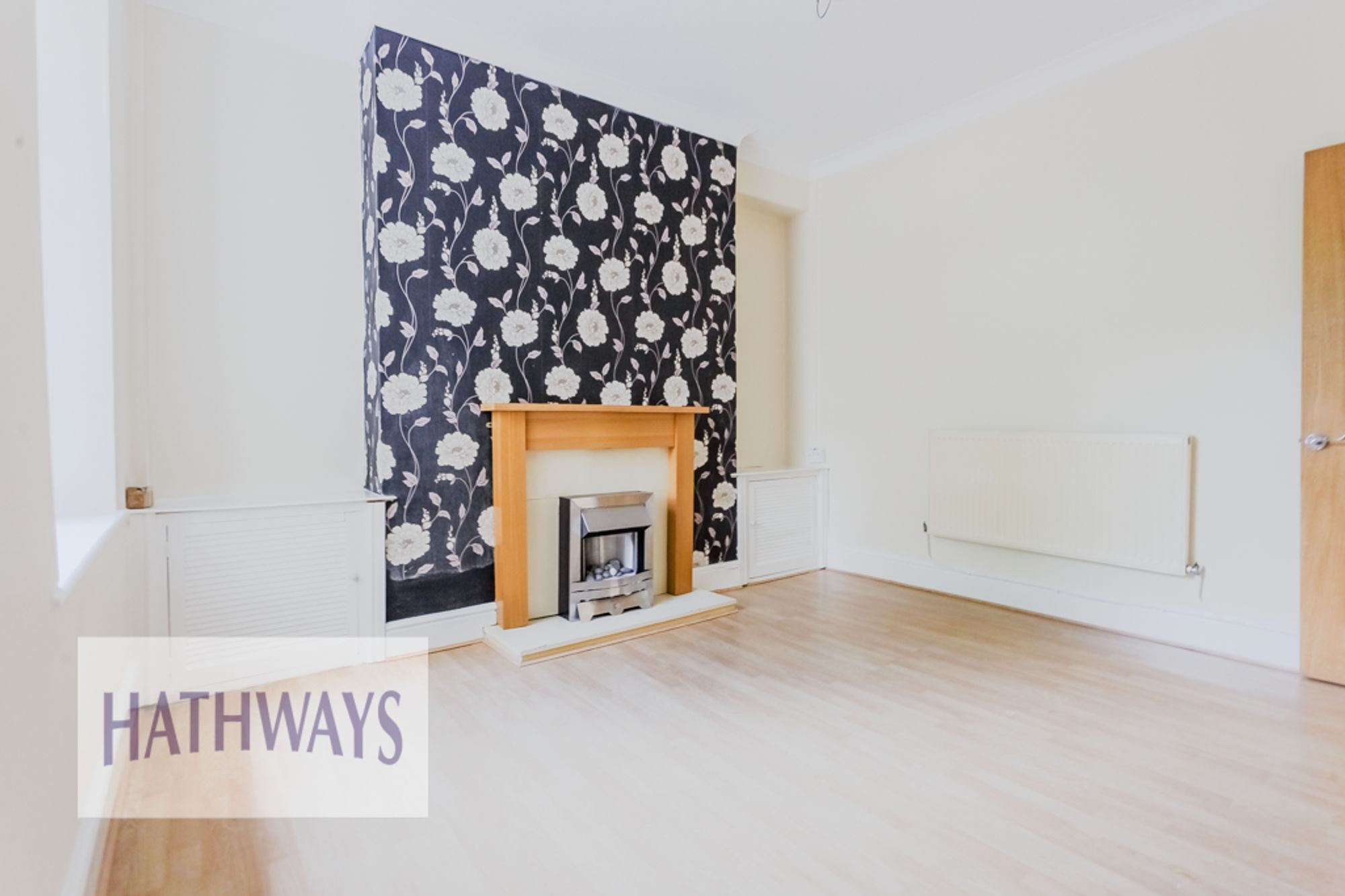 3 bed end of terrace house to rent in Broad Street, Pontypool  - Property Image 15