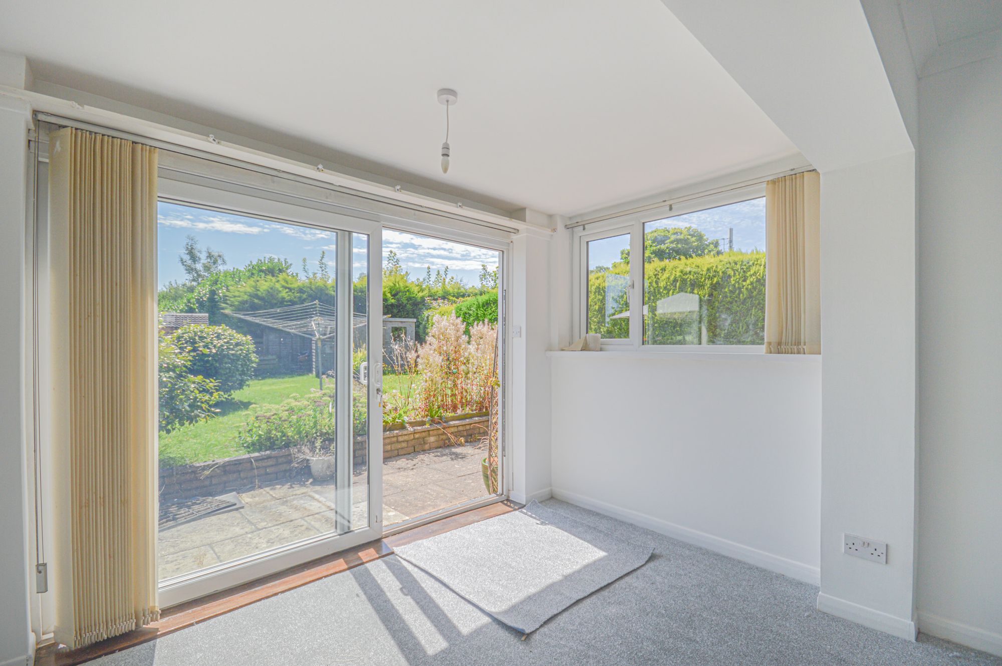 3 bed semi-detached house for sale in Rees Close, Newport 9