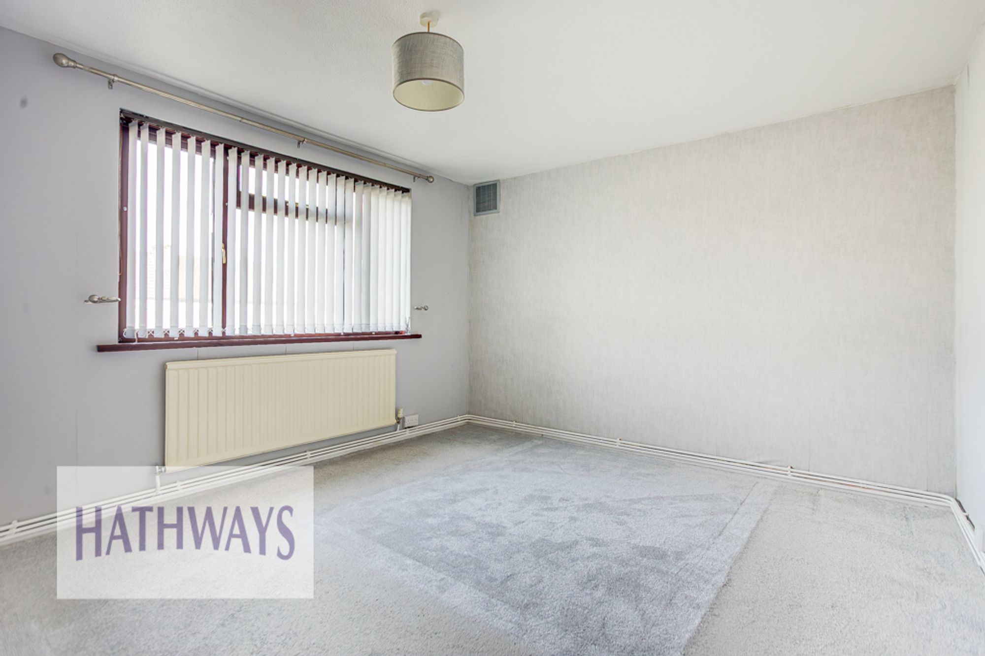 2 bed apartment to rent in Glosters Parade, Pontypool 15