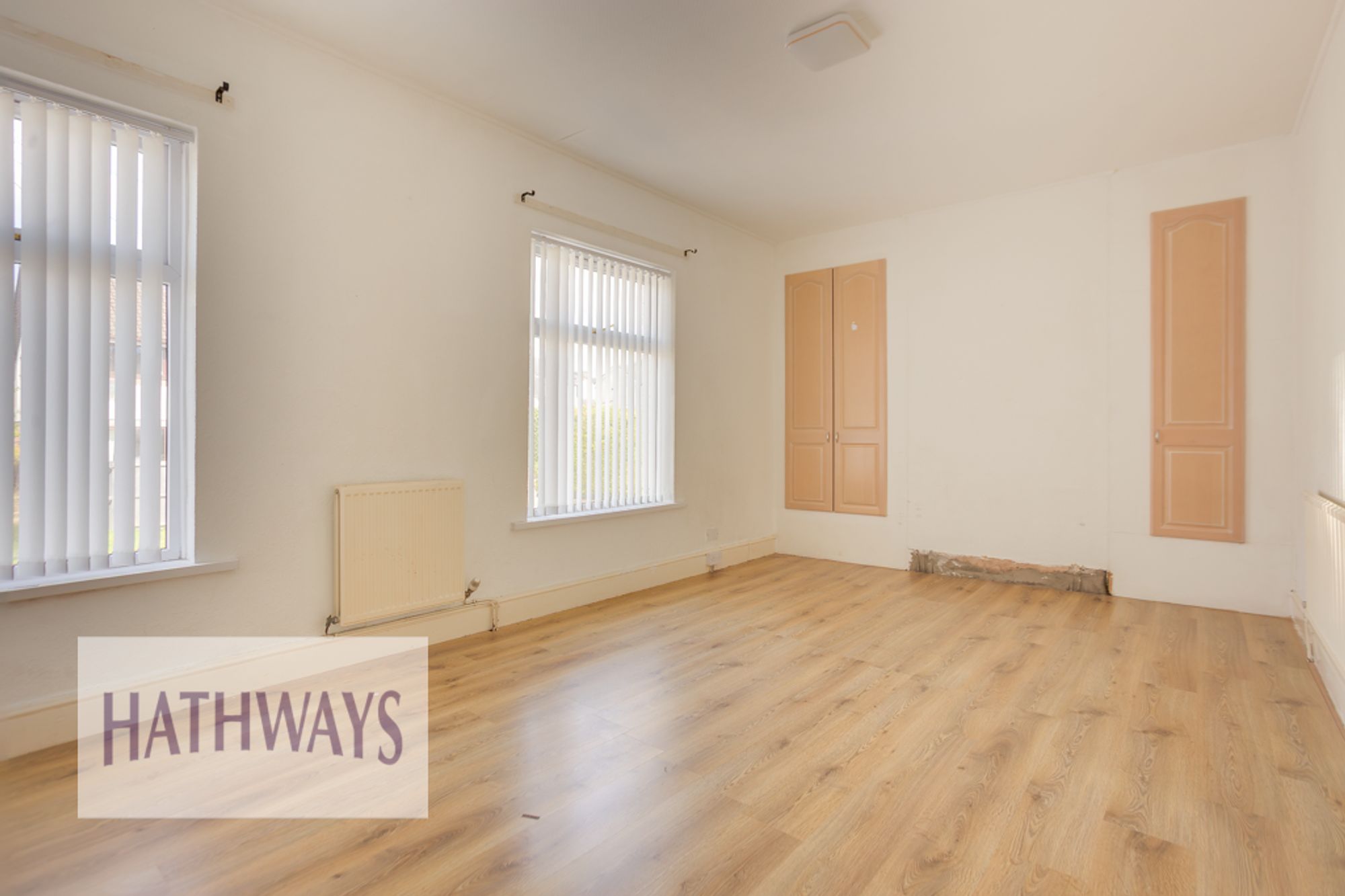 3 bed terraced house for sale in Gladstone Place, Pontypool 25