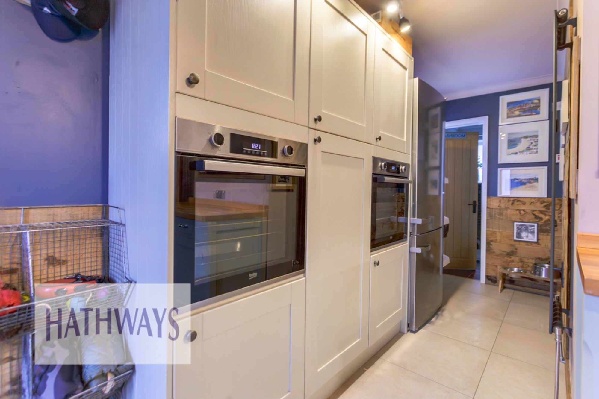 3 bed semi-detached house for sale in Home Farm Green, Newport  - Property Image 8