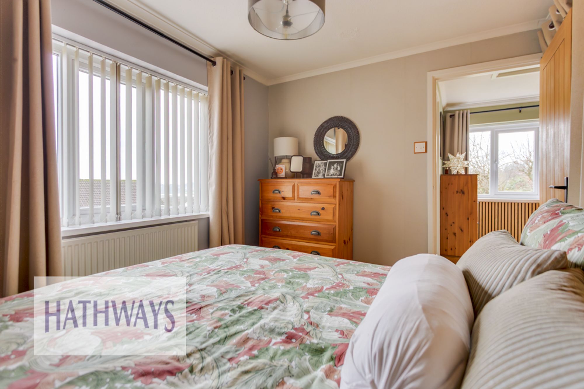 3 bed semi-detached house for sale in Home Farm Green, Newport  - Property Image 31