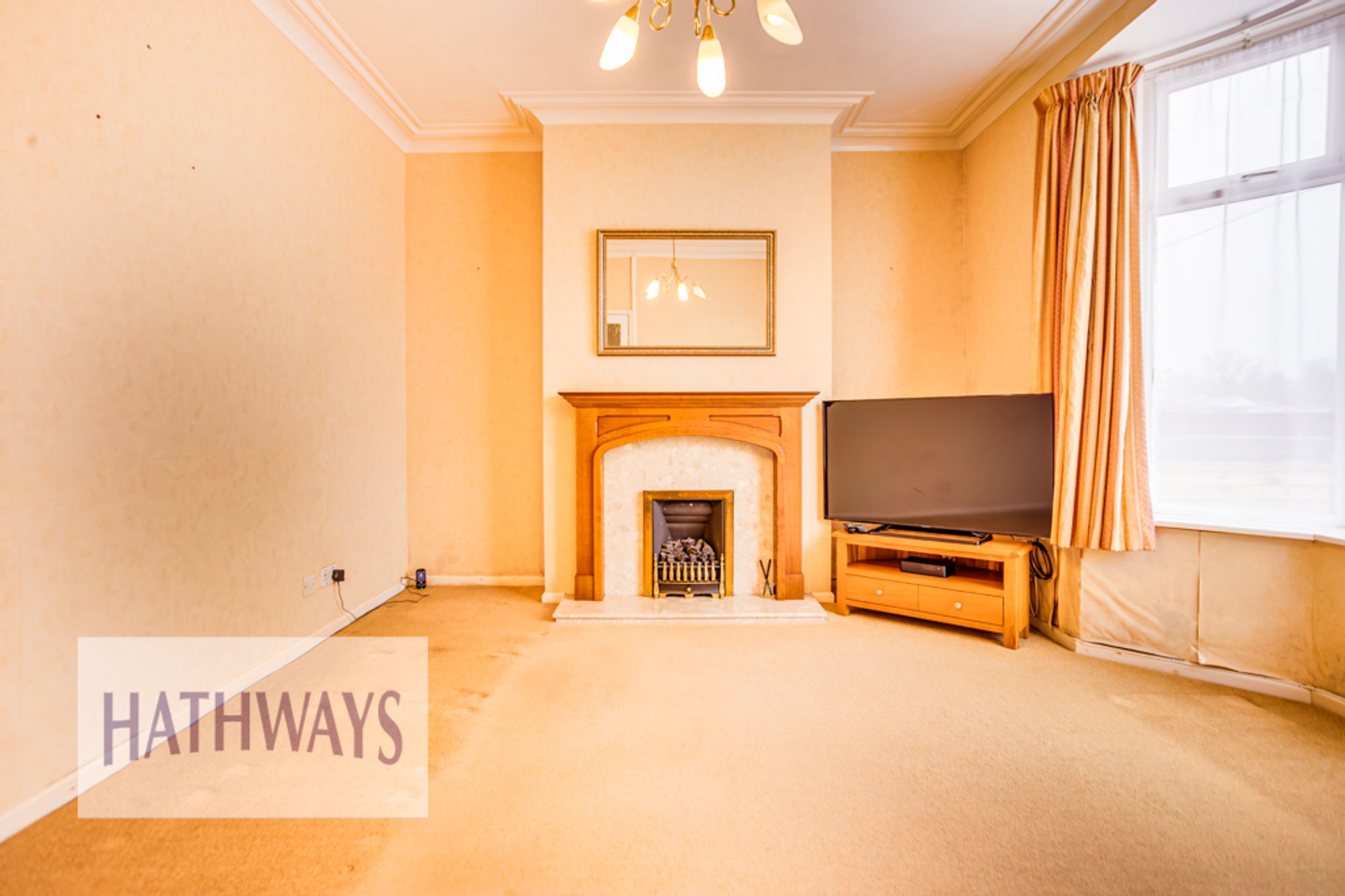 4 bed end of terrace house for sale in Woodland Road, Cwmbran  - Property Image 7