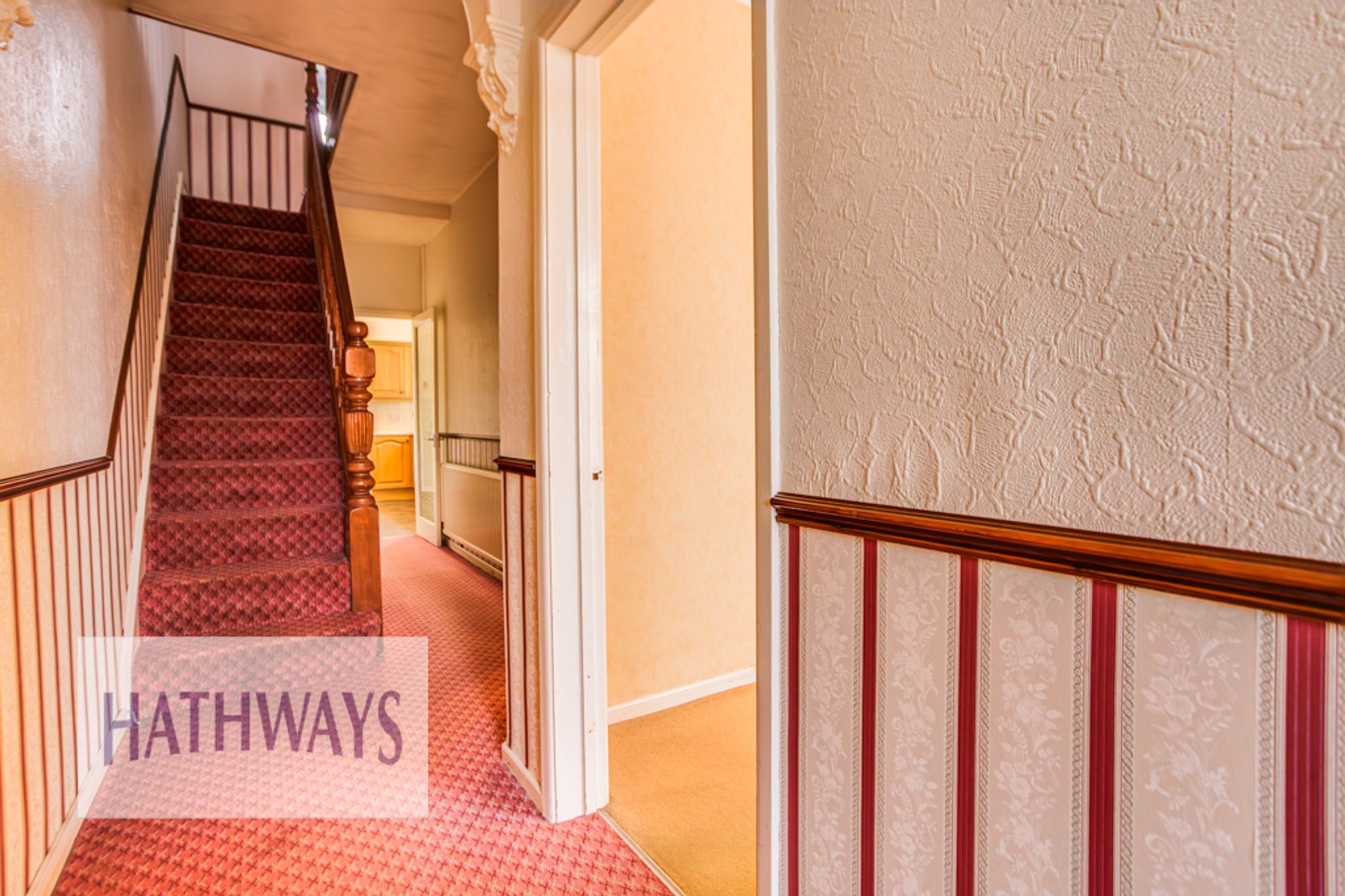 4 bed end of terrace house for sale in Woodland Road, Cwmbran 3