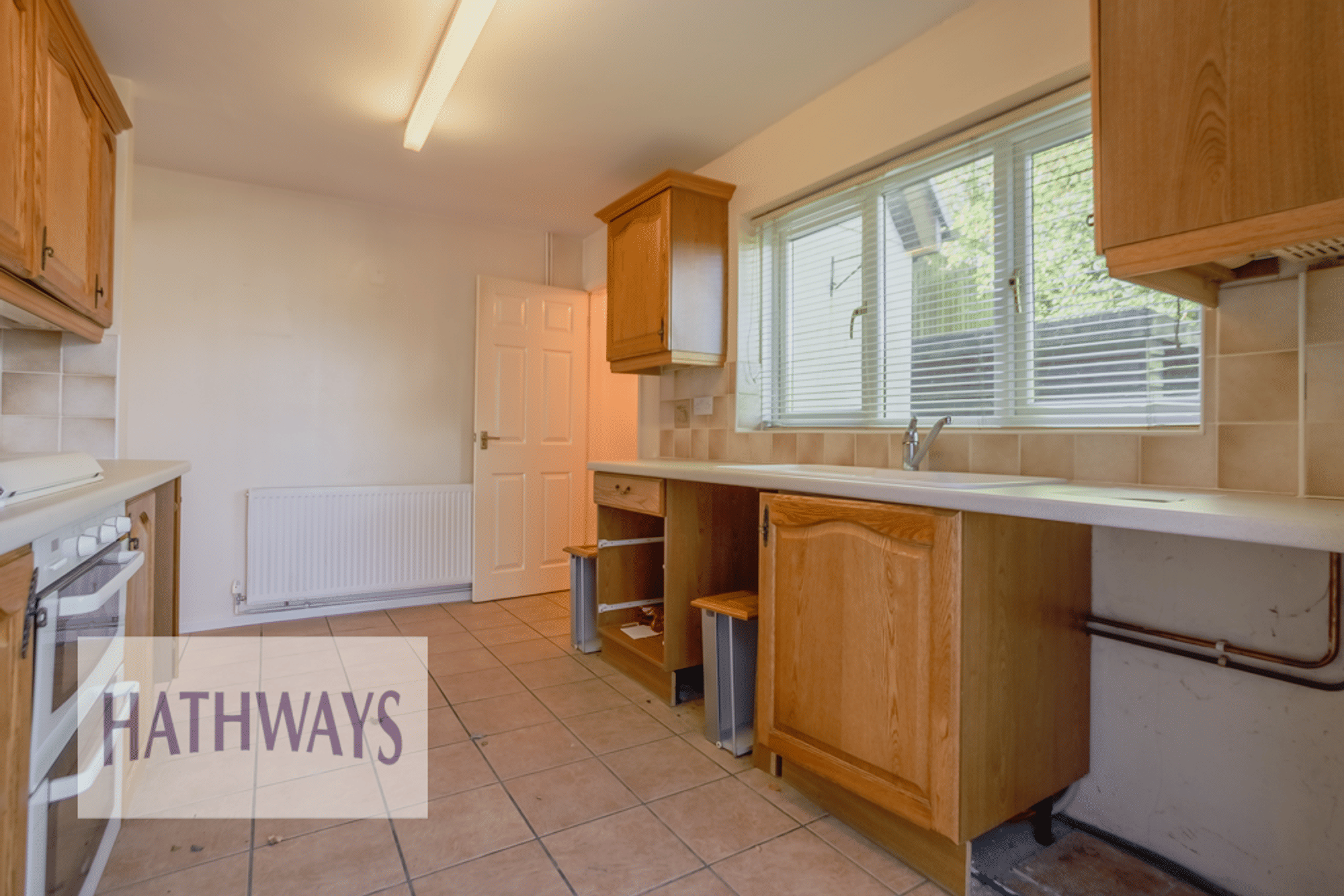 2 bed end of terrace house for sale in Pentwyn Heights, Pontypool 8