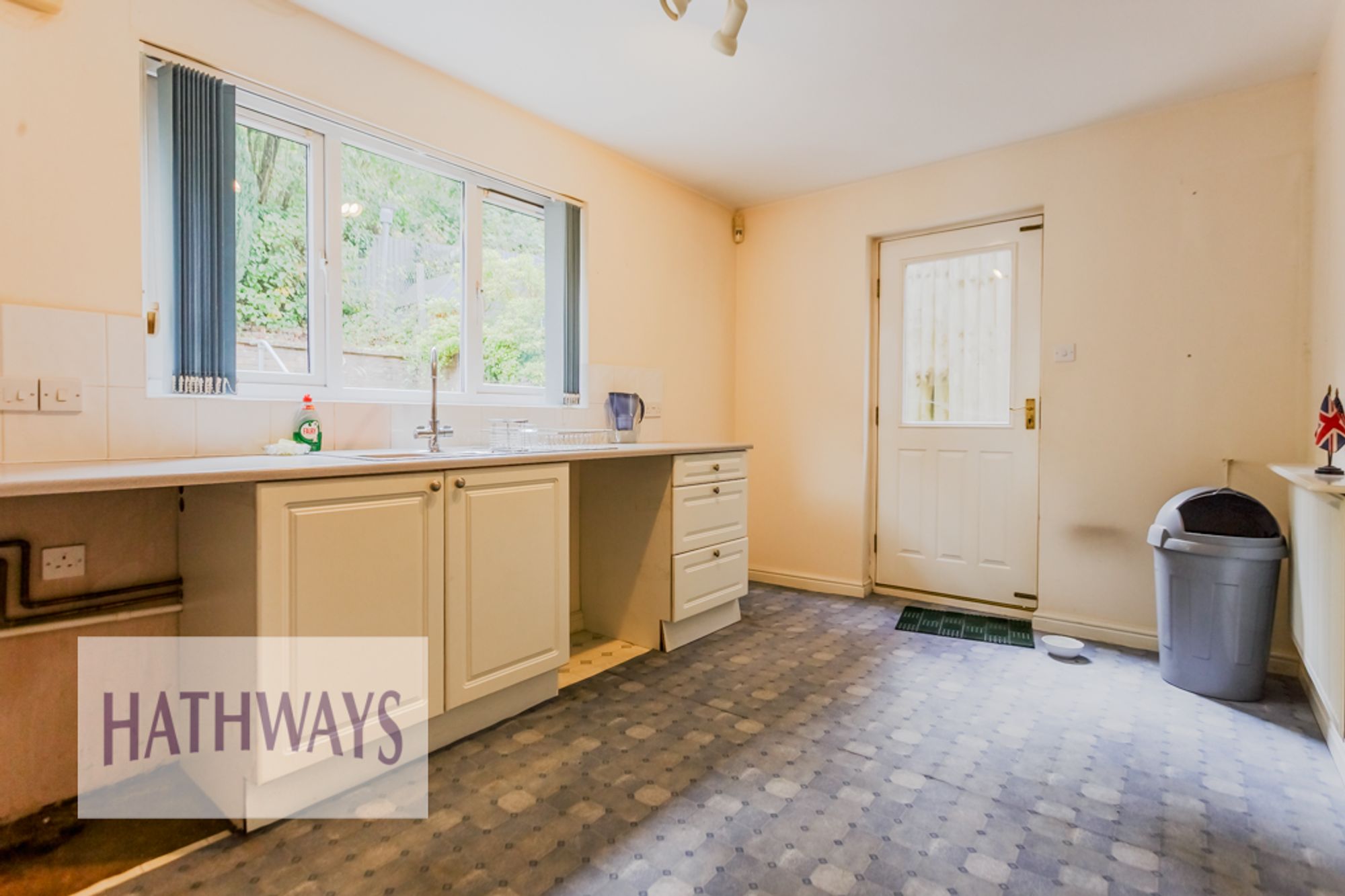 4 bed detached house for sale in The Moorings, Pontypool  - Property Image 13