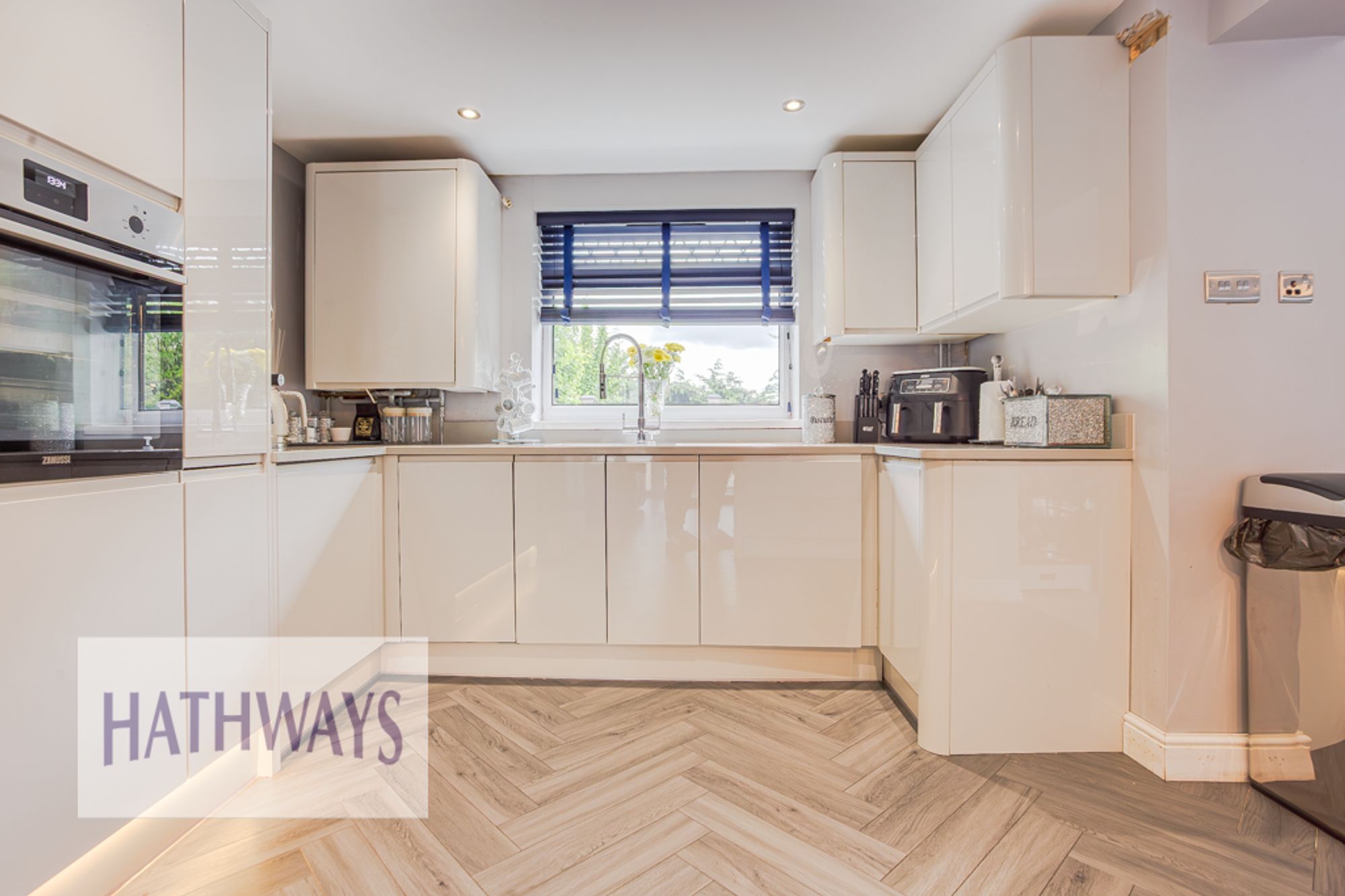4 bed semi-detached house for sale in Spring Grove, Cwmbran 11