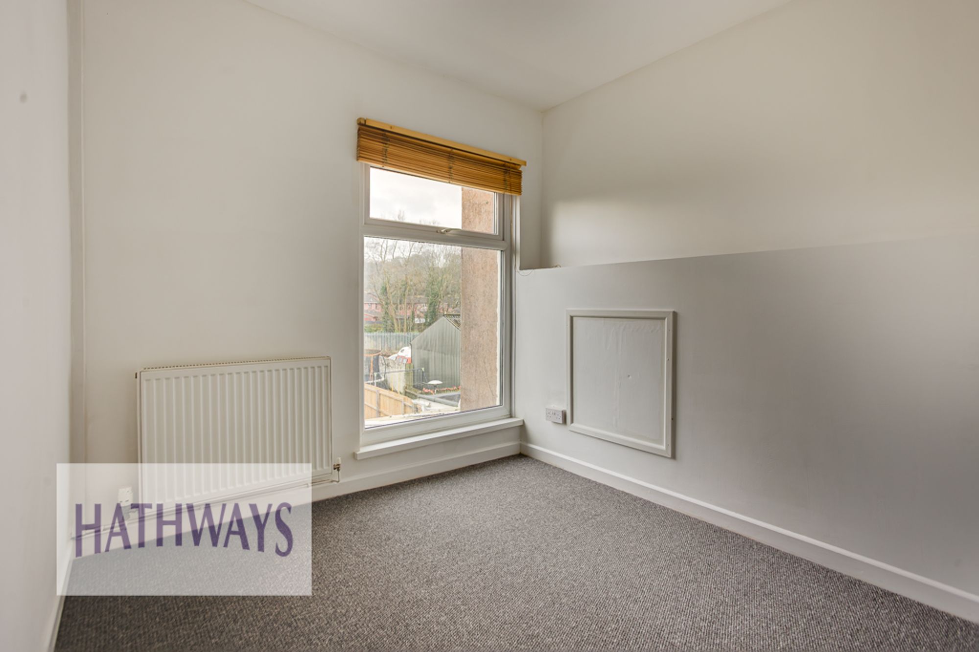 2 bed flat to rent in Two Locks Road, Cwmbran  - Property Image 6