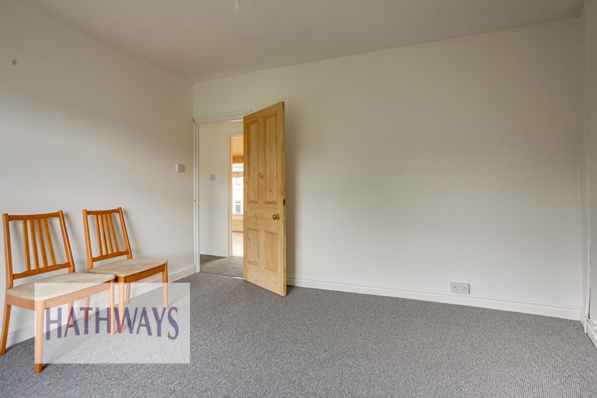 2 bed flat to rent in Two Locks Road, Cwmbran 11