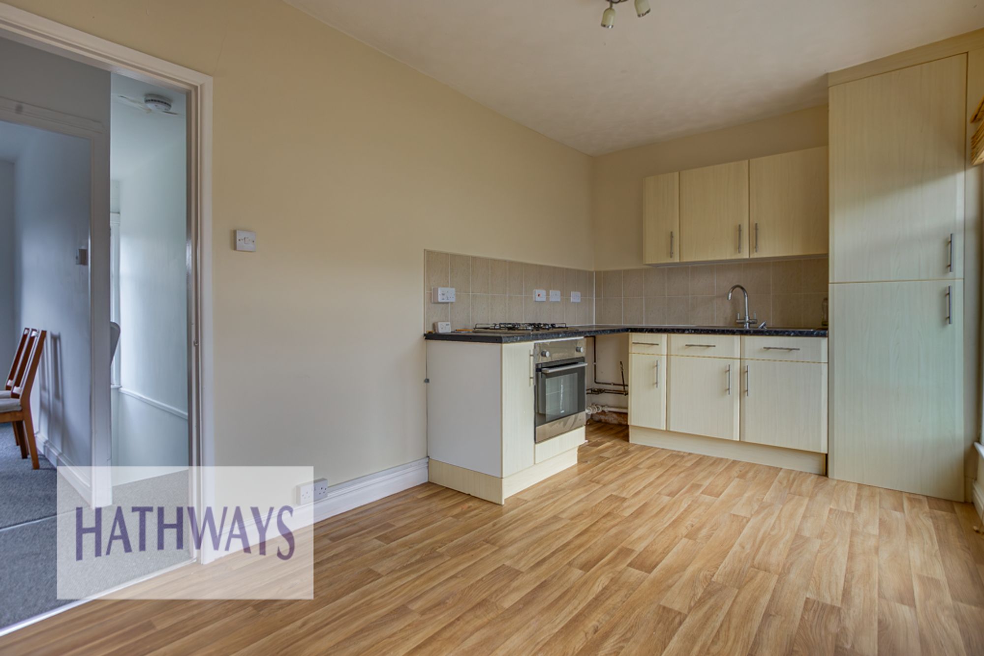 2 bed flat to rent in Two Locks Road, Cwmbran  - Property Image 4