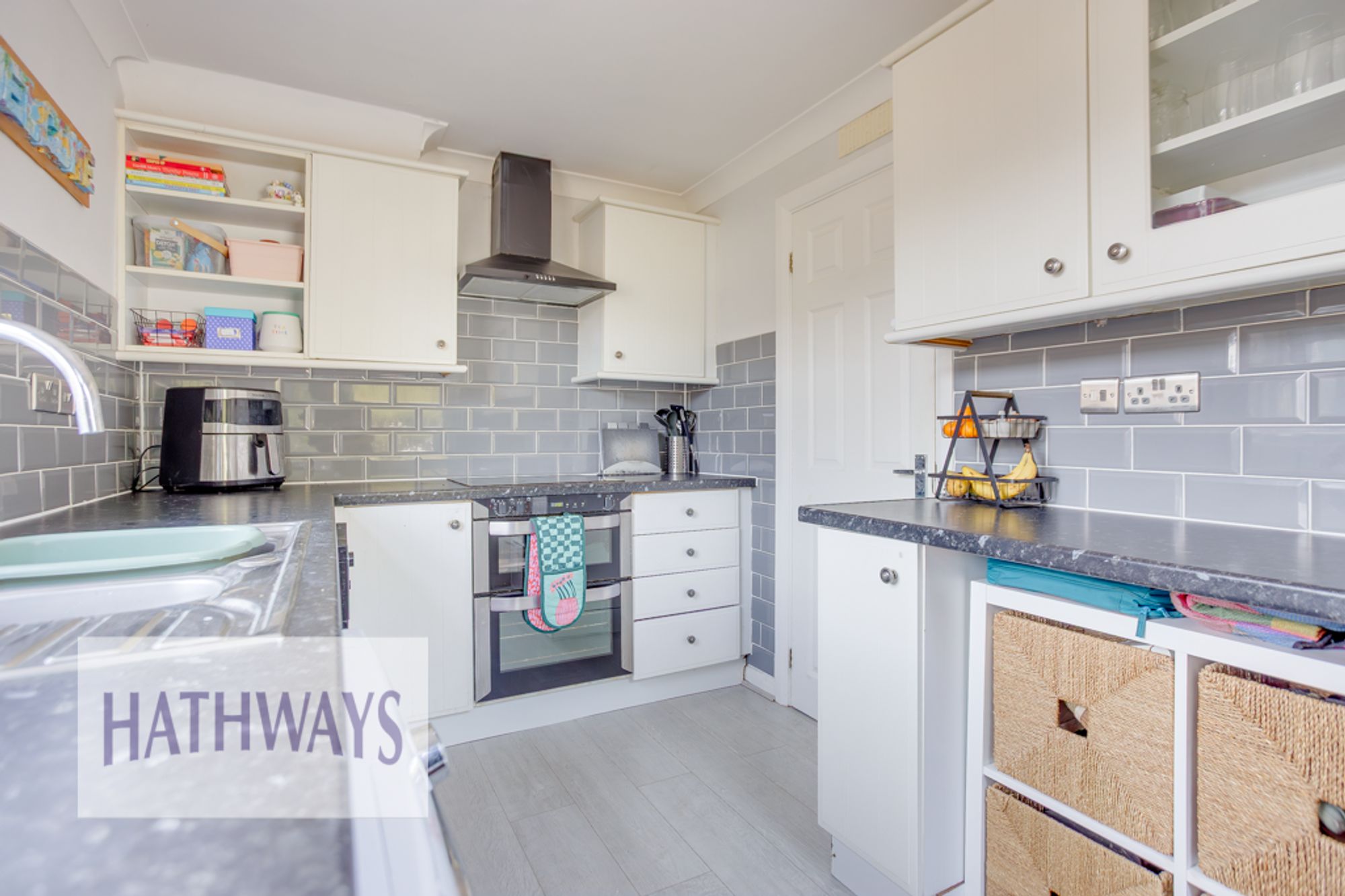 4 bed semi-detached house for sale in Pilton Vale, Newport, NP20  - Property Image 14