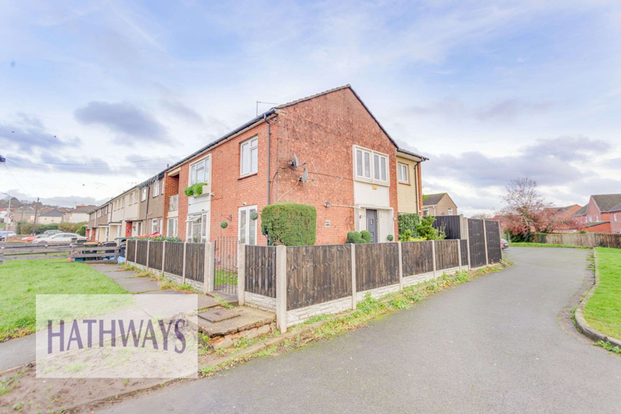2 bed flat for sale in Liswerry Road, Newport - Property Image 1