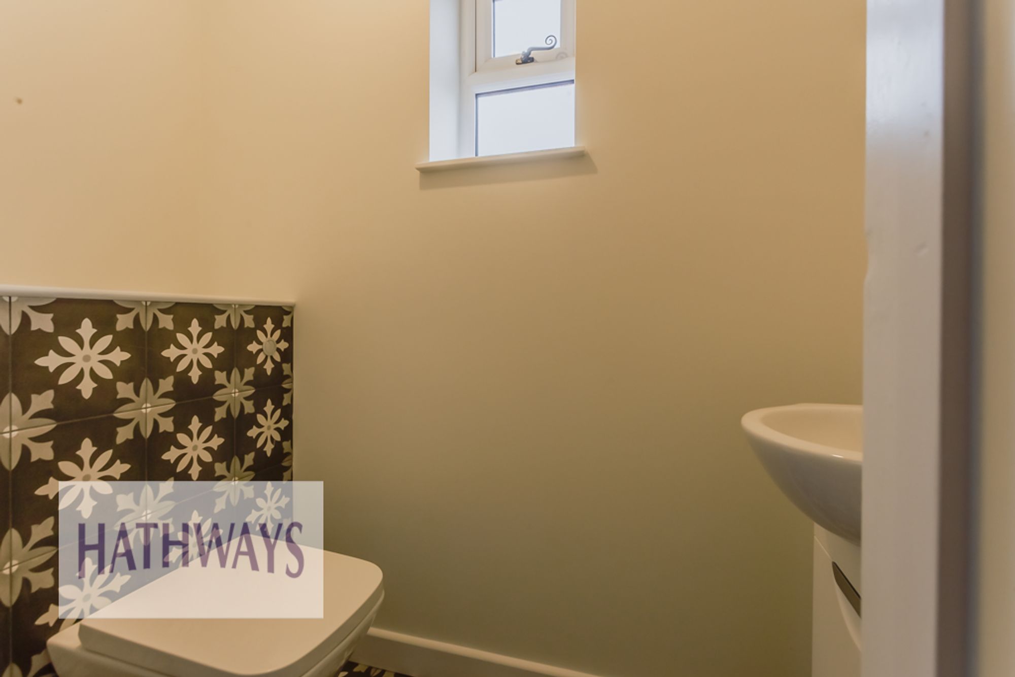 2 bed coach house to rent in Broadwell Court, Newport 9