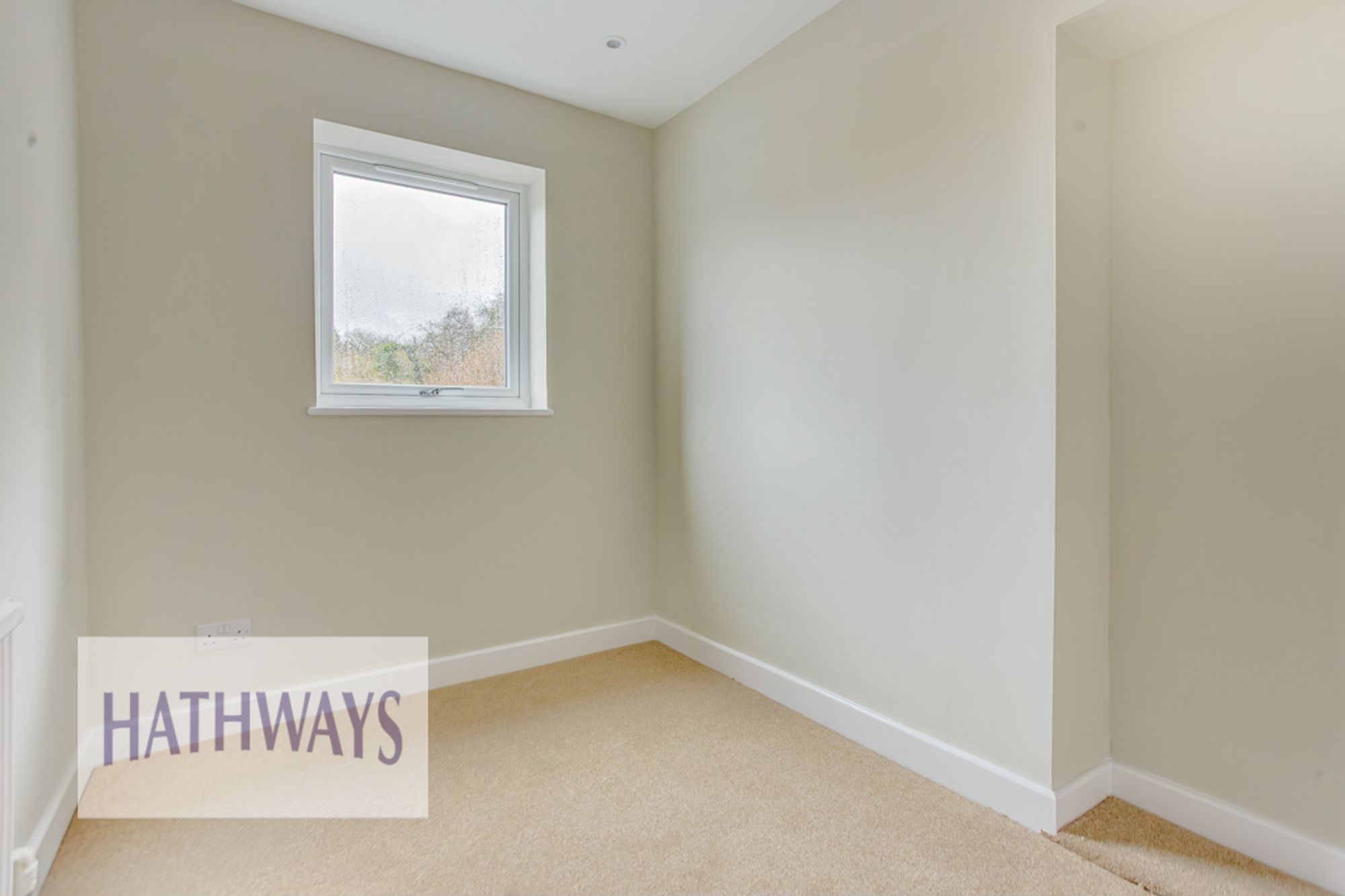 4 bed detached house to rent in The Brades, Newport  - Property Image 33