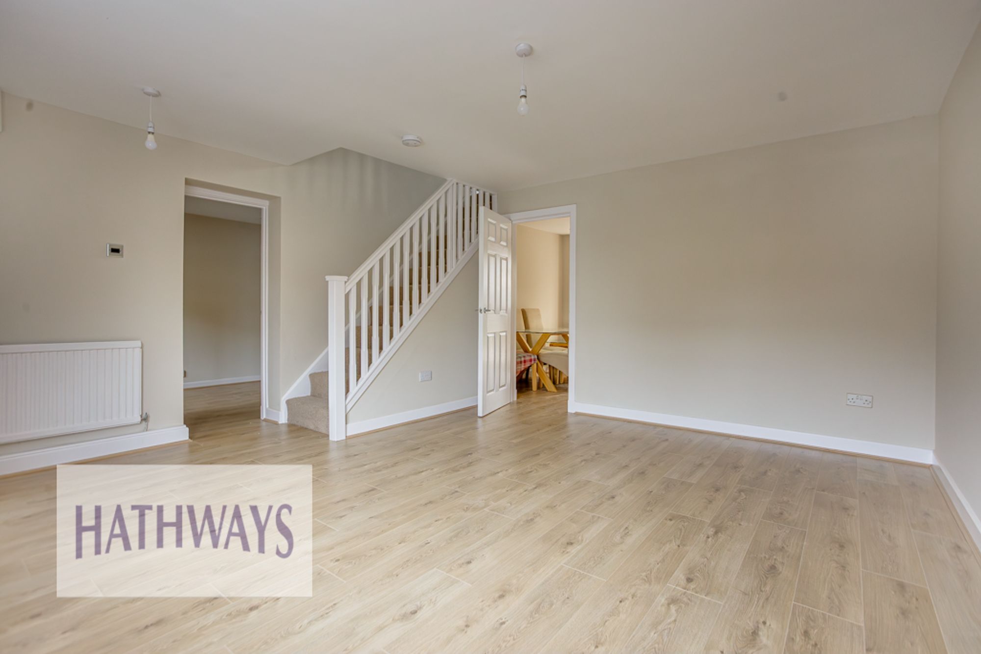 4 bed detached house to rent in The Brades, Newport 1