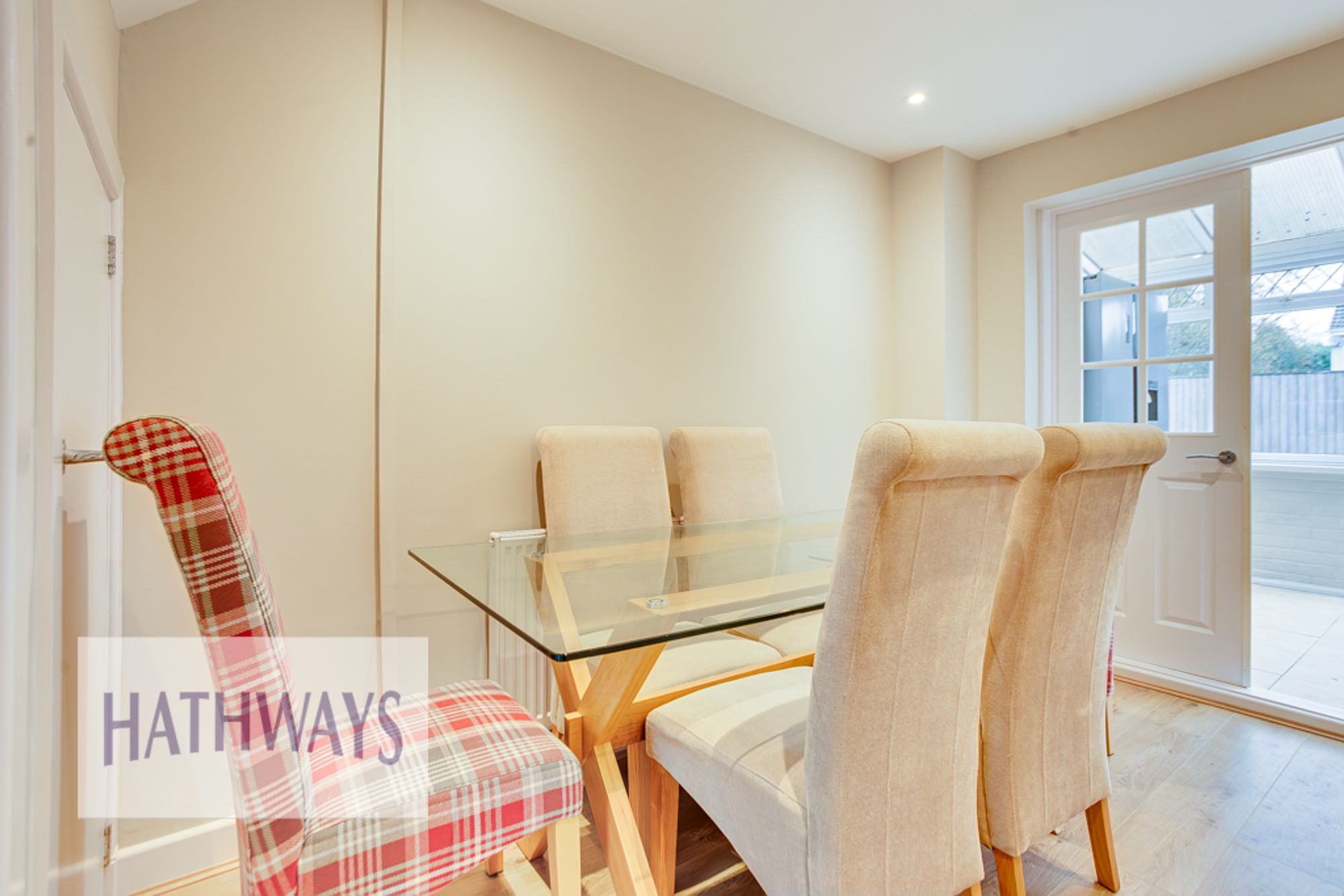 4 bed detached house to rent in The Brades, Newport  - Property Image 15