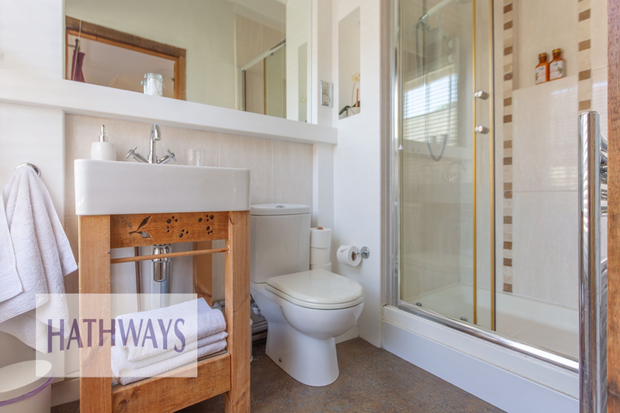 5 bed terraced house for sale in Cross Street, Newport  - Property Image 40