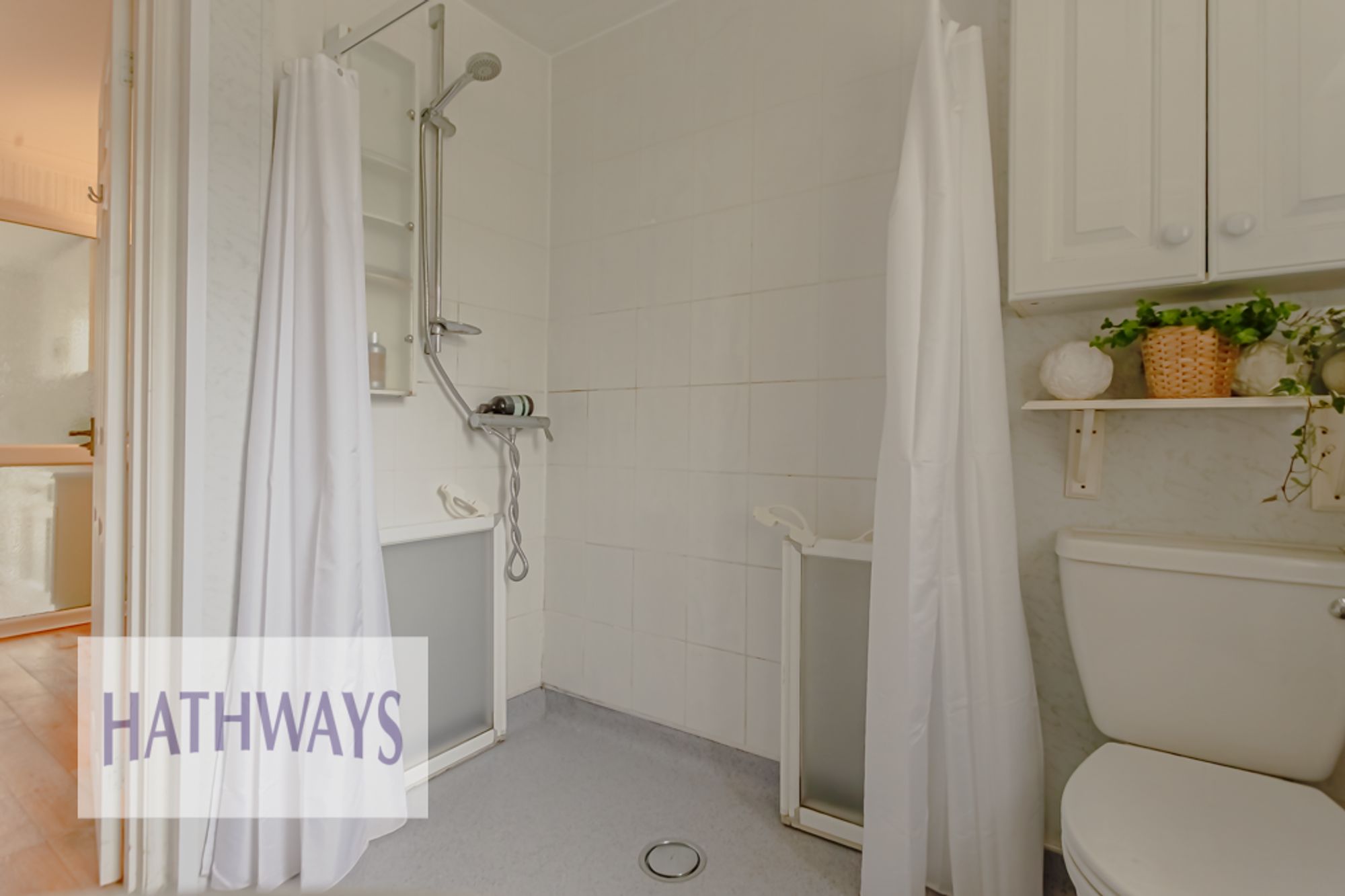 4 bed semi-detached house for sale in Pettingale Road, Cwmbran  - Property Image 13