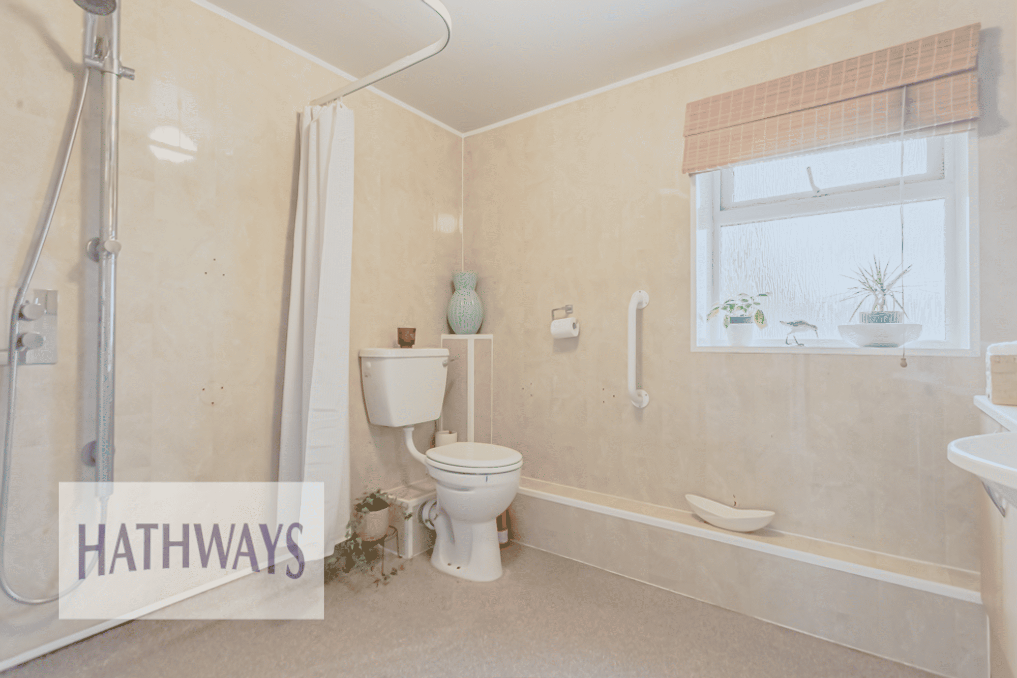 4 bed semi-detached house for sale in Pettingale Road, Cwmbran  - Property Image 28