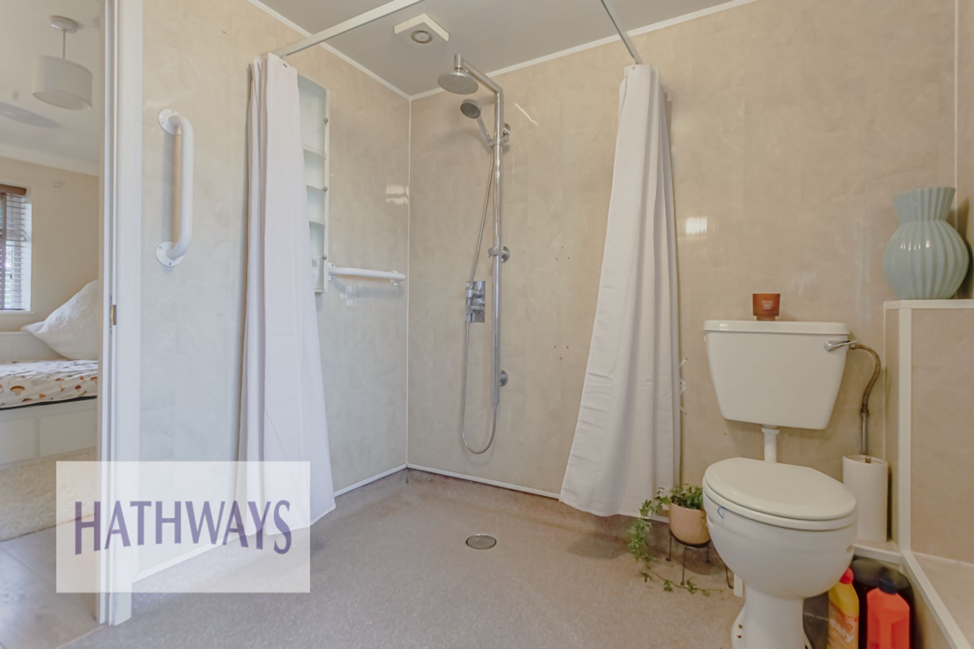 4 bed semi-detached house for sale in Pettingale Road, Cwmbran  - Property Image 27