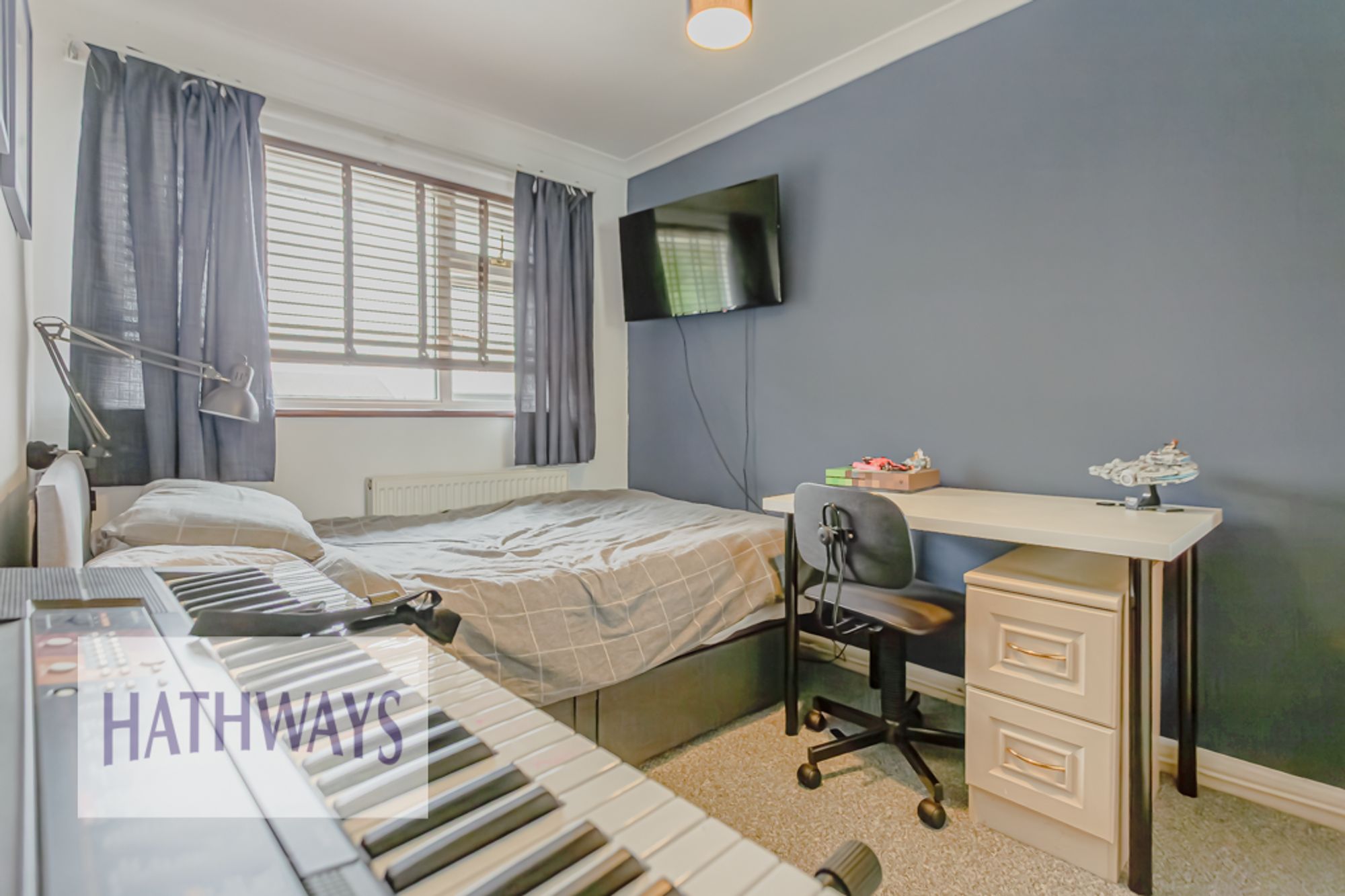 4 bed semi-detached house for sale in Pettingale Road, Cwmbran  - Property Image 33