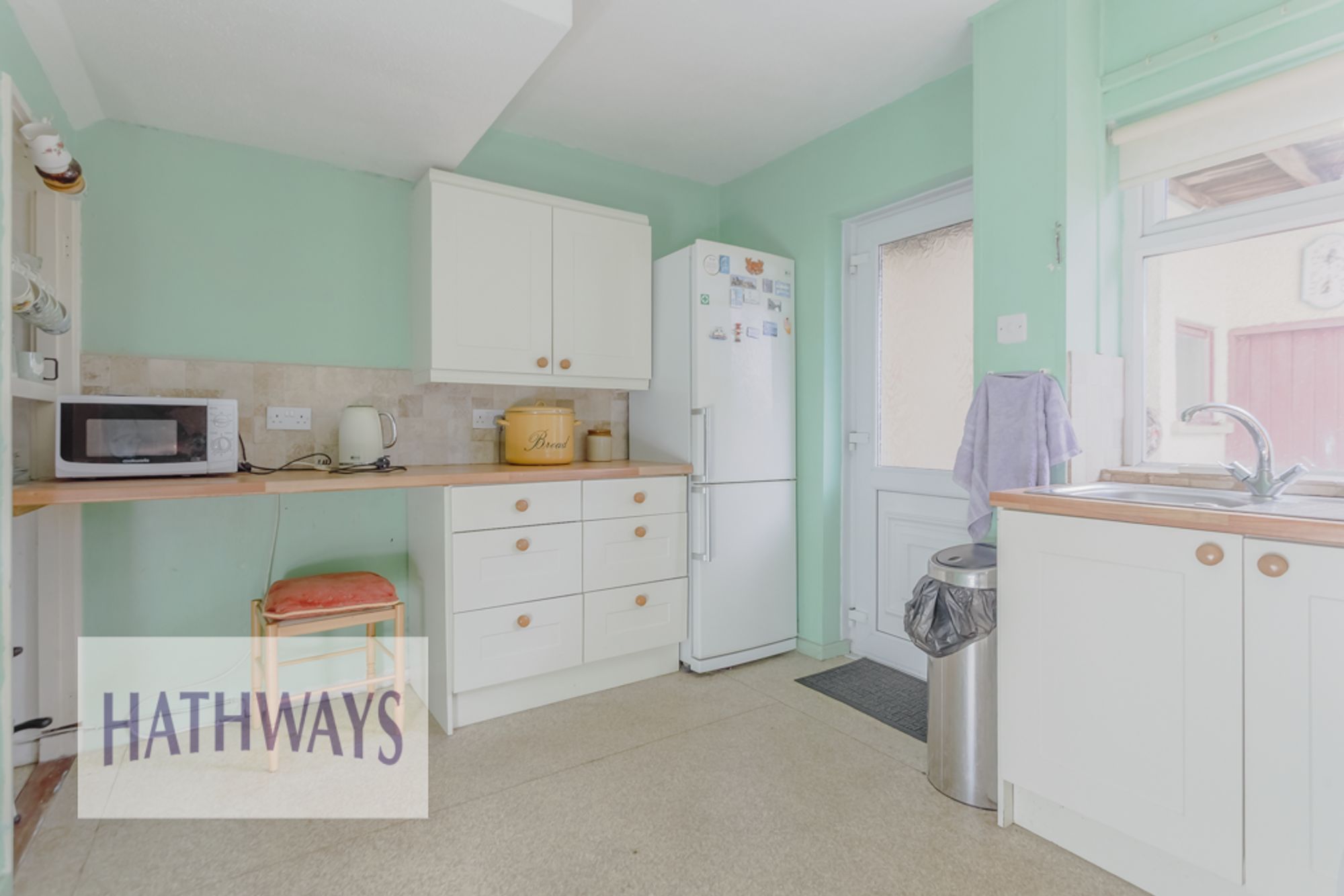 3 bed semi-detached house for sale in Salisbury Court, Cwmbran 10