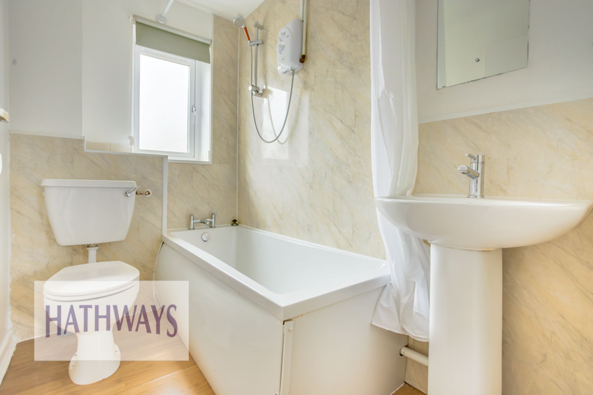 2 bed terraced house to rent in The Brades, Newport 15