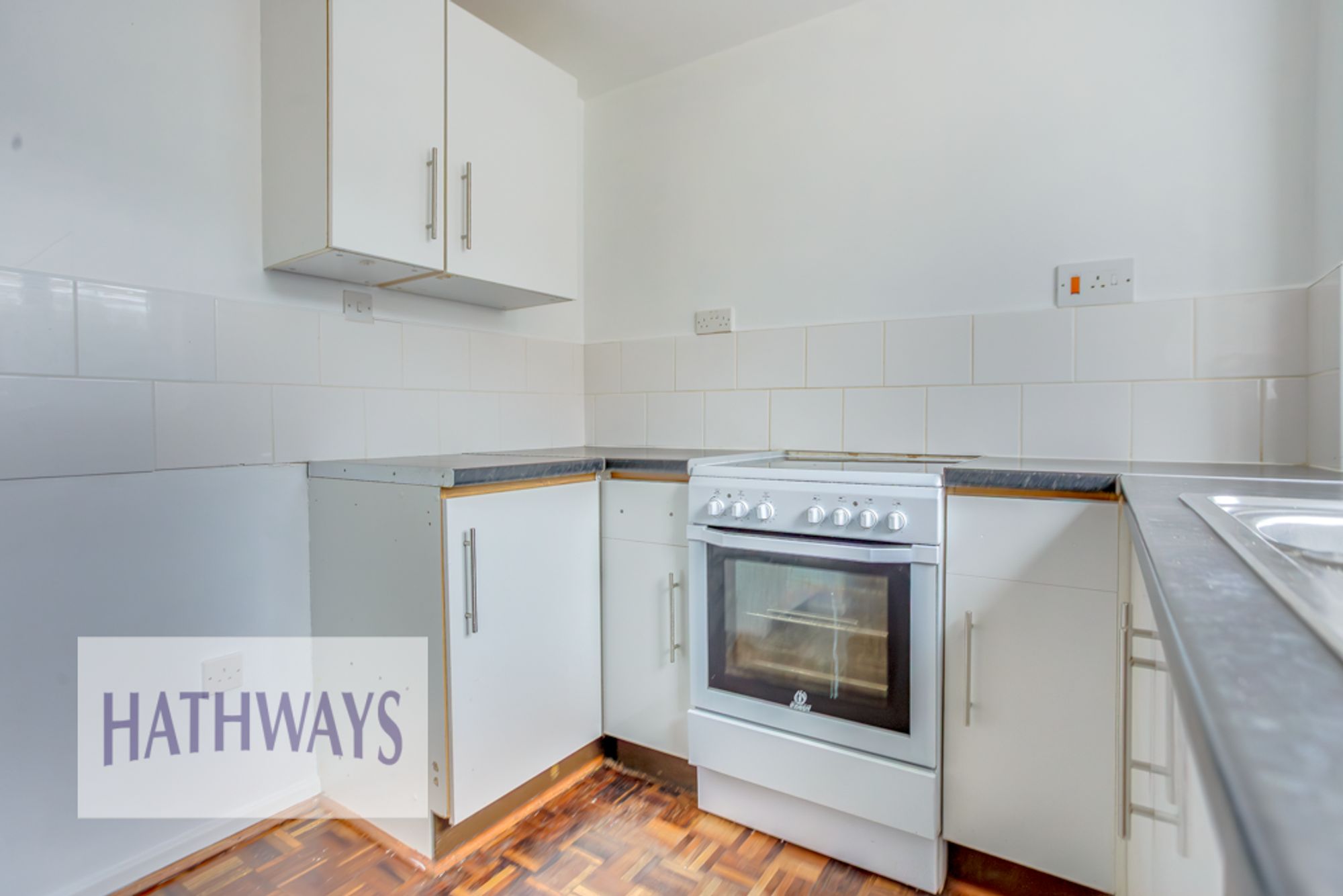 2 bed terraced house to rent in The Brades, Newport 1