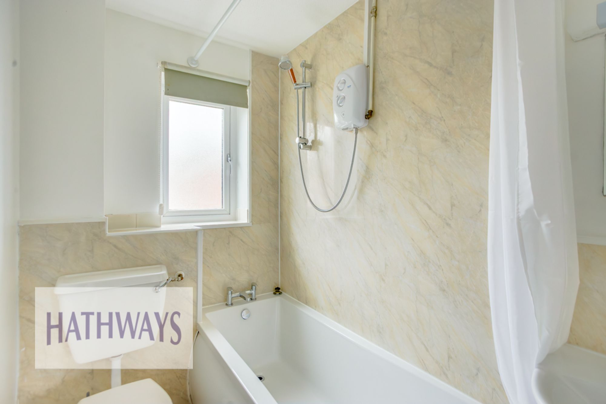 2 bed terraced house to rent in The Brades, Newport  - Property Image 17