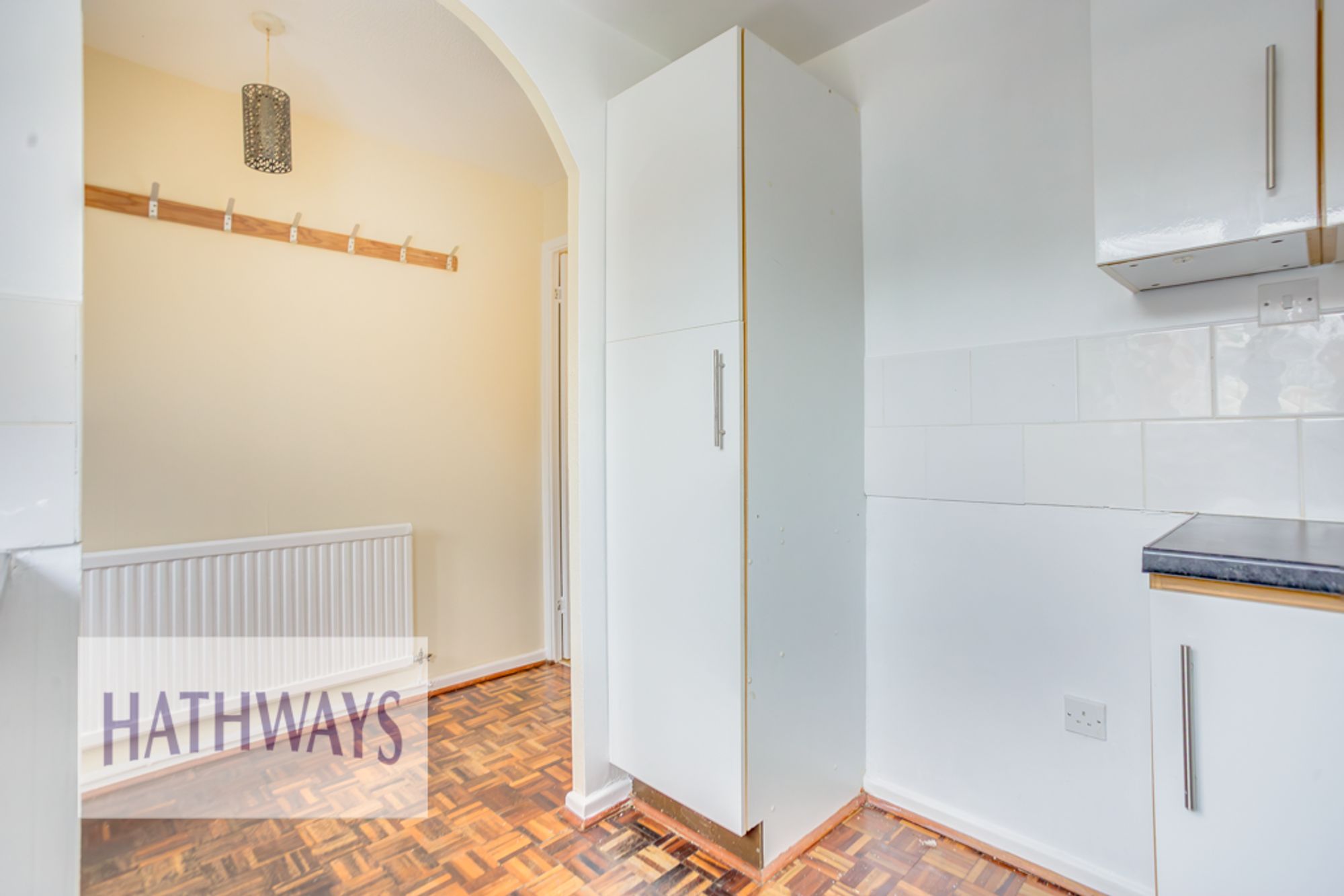 2 bed terraced house to rent in The Brades, Newport  - Property Image 4