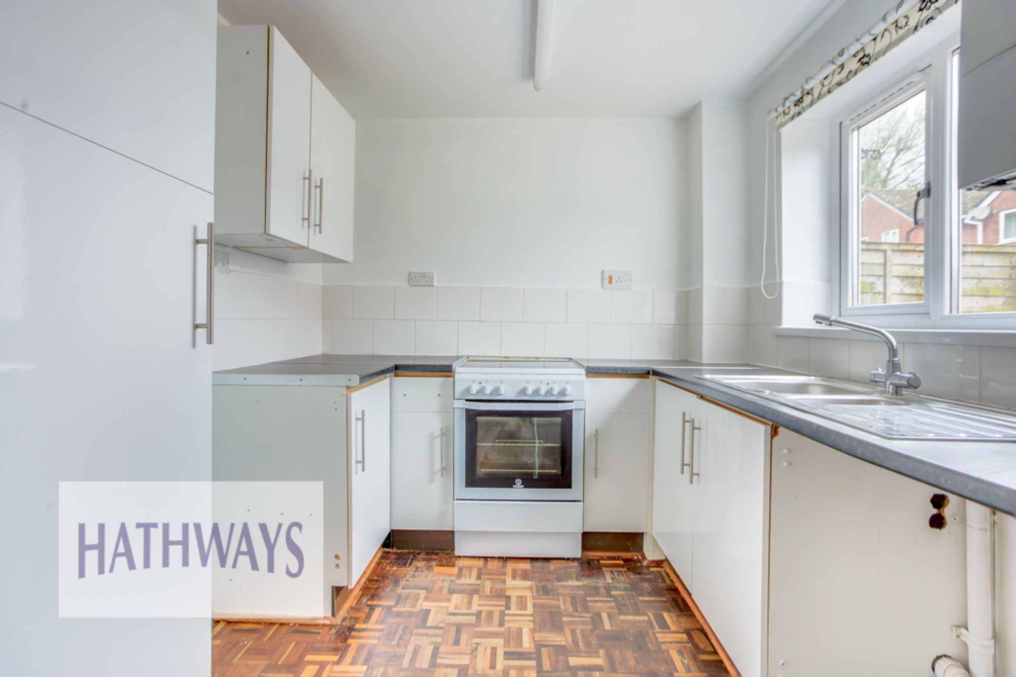 2 bed terraced house to rent in The Brades, Newport  - Property Image 3