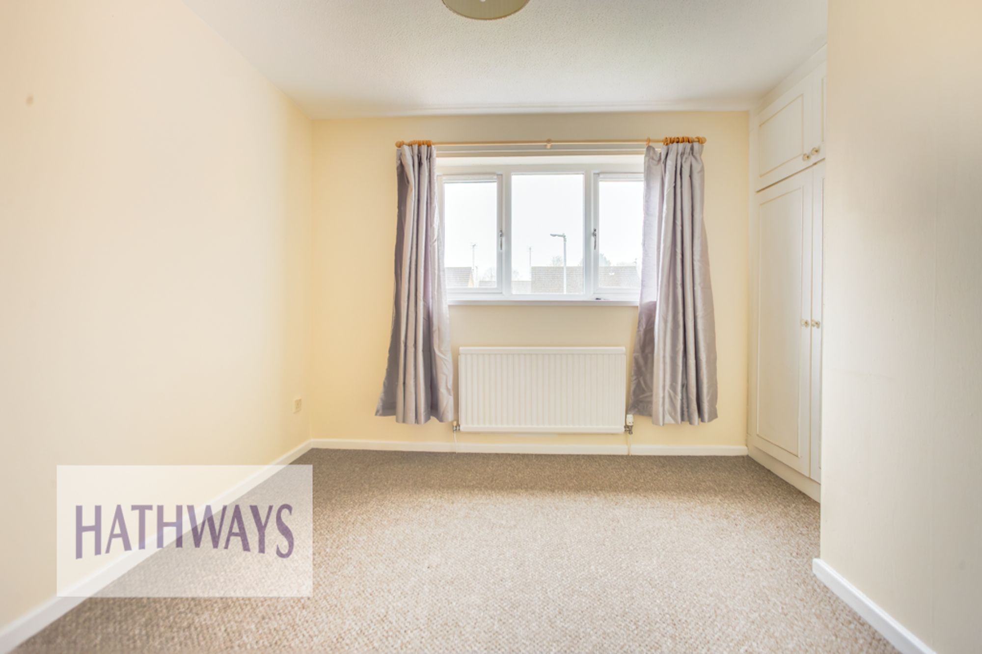 2 bed terraced house to rent in The Brades, Newport  - Property Image 14