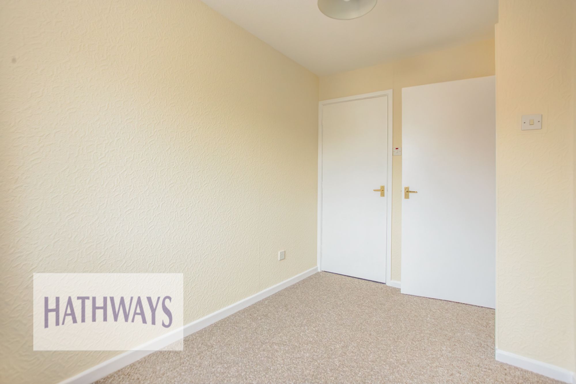 2 bed terraced house to rent in The Brades, Newport  - Property Image 19
