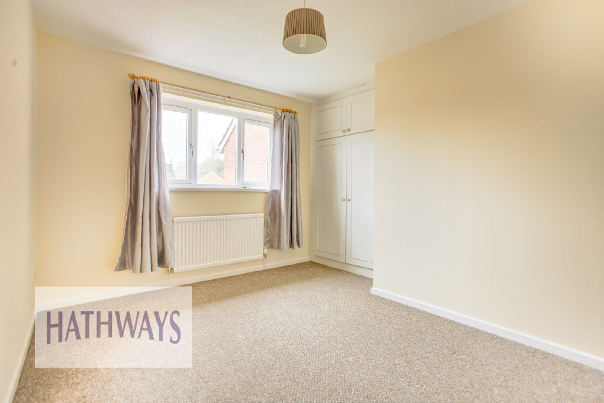 2 bed terraced house to rent in The Brades, Newport 14