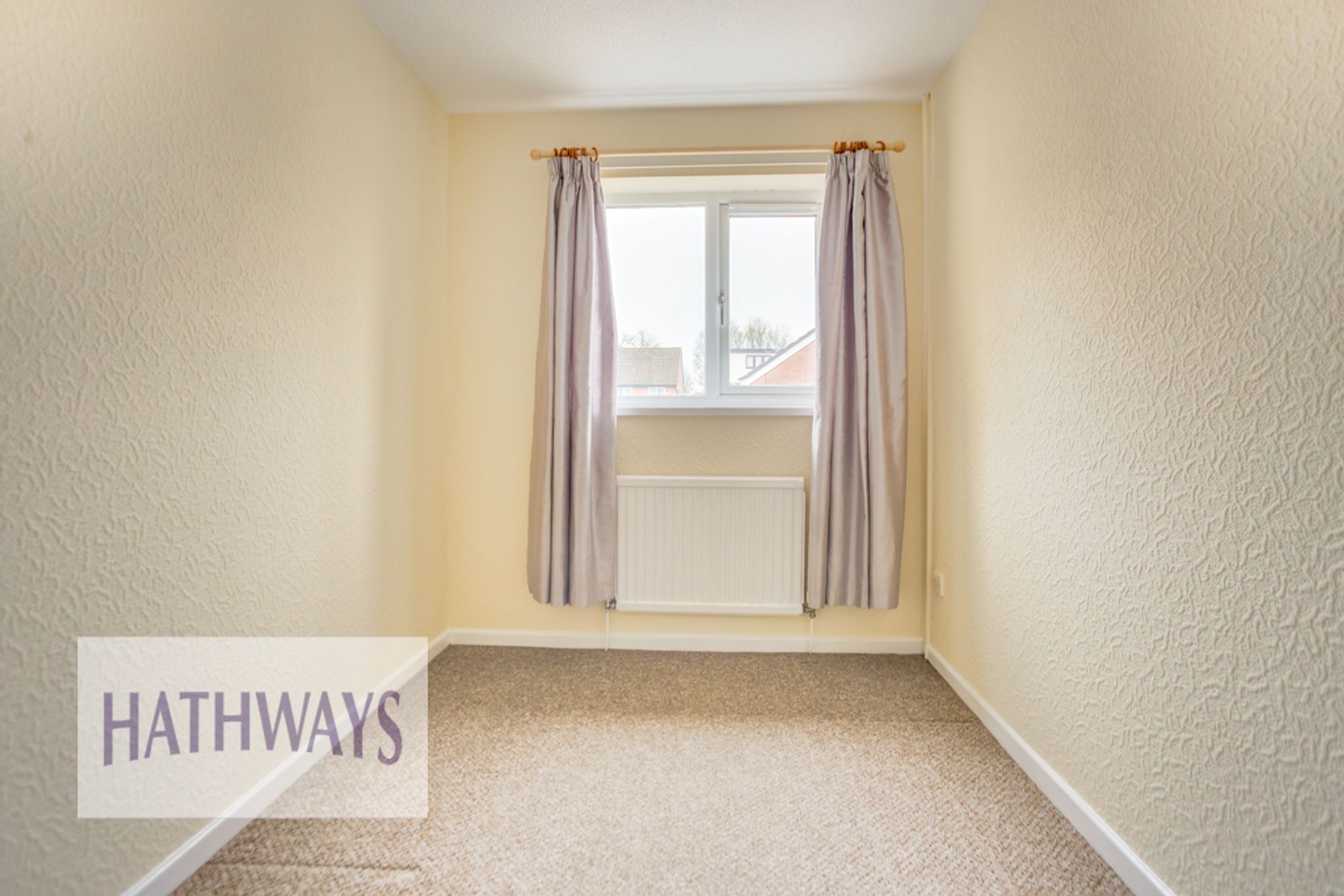 2 bed terraced house to rent in The Brades, Newport 17