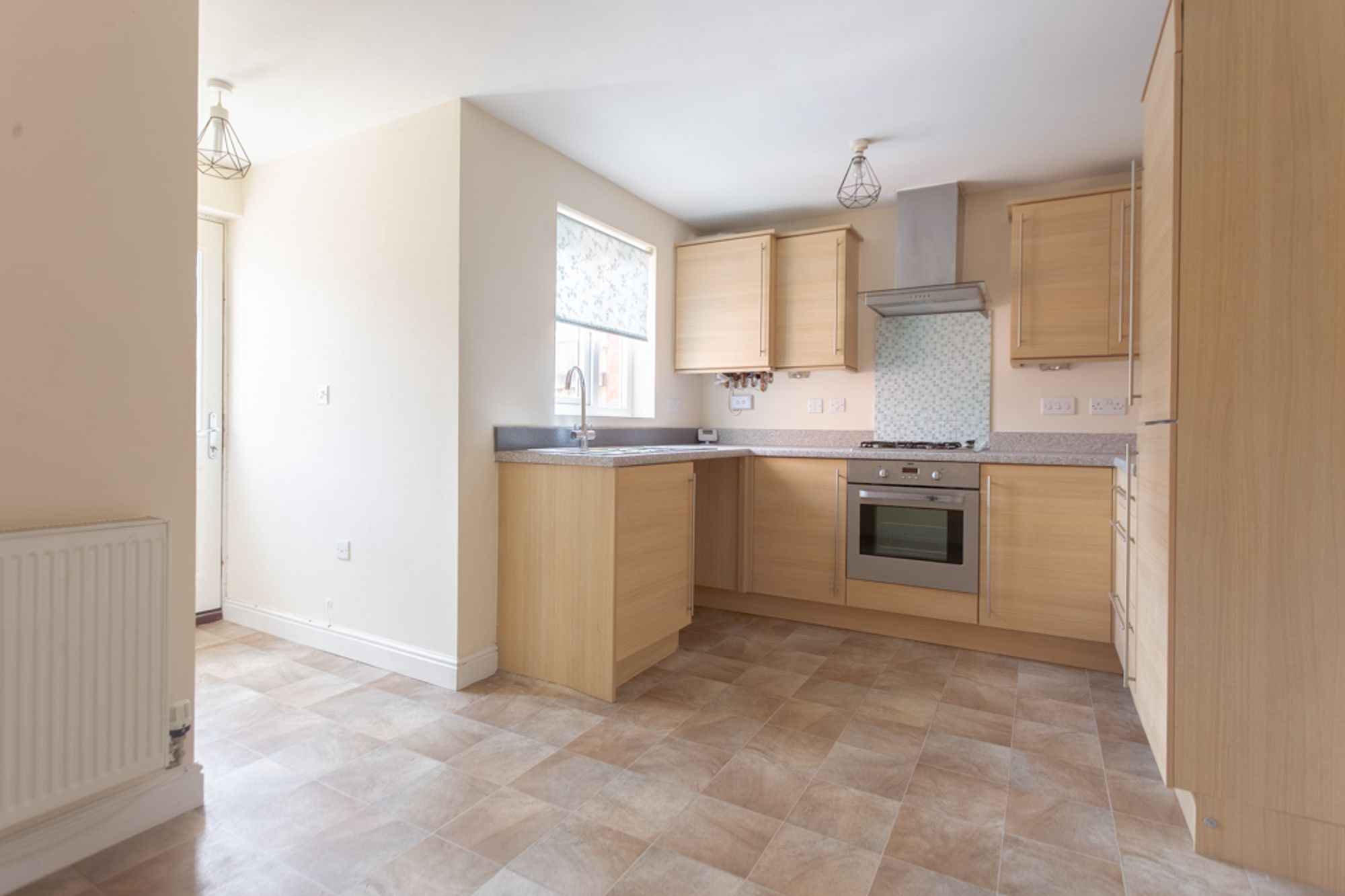 2 bed terraced house for sale in East Dock Road, Newport  - Property Image 5
