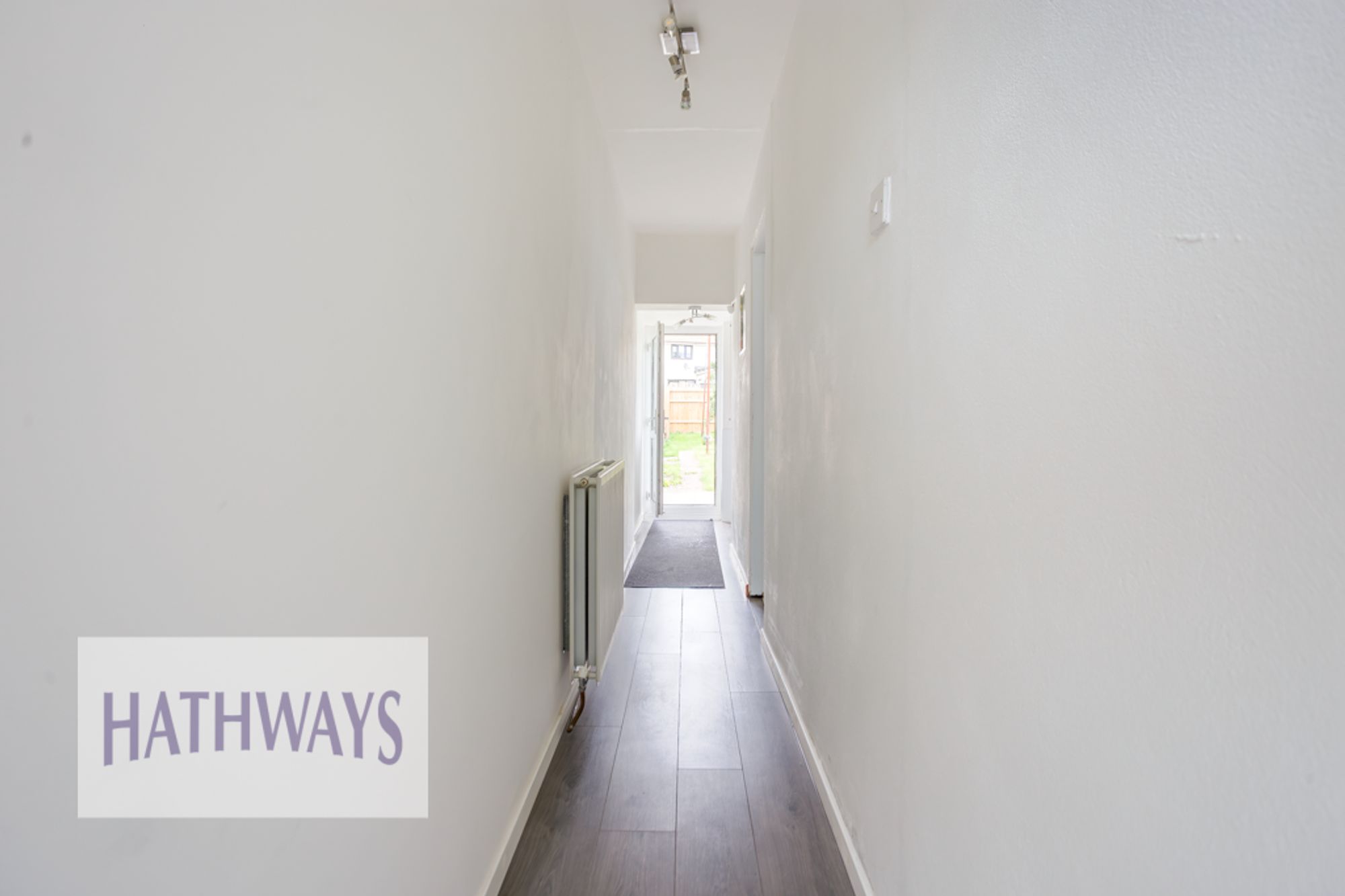 3 bed terraced house to rent in Court Farm Road, Cwmbran 11