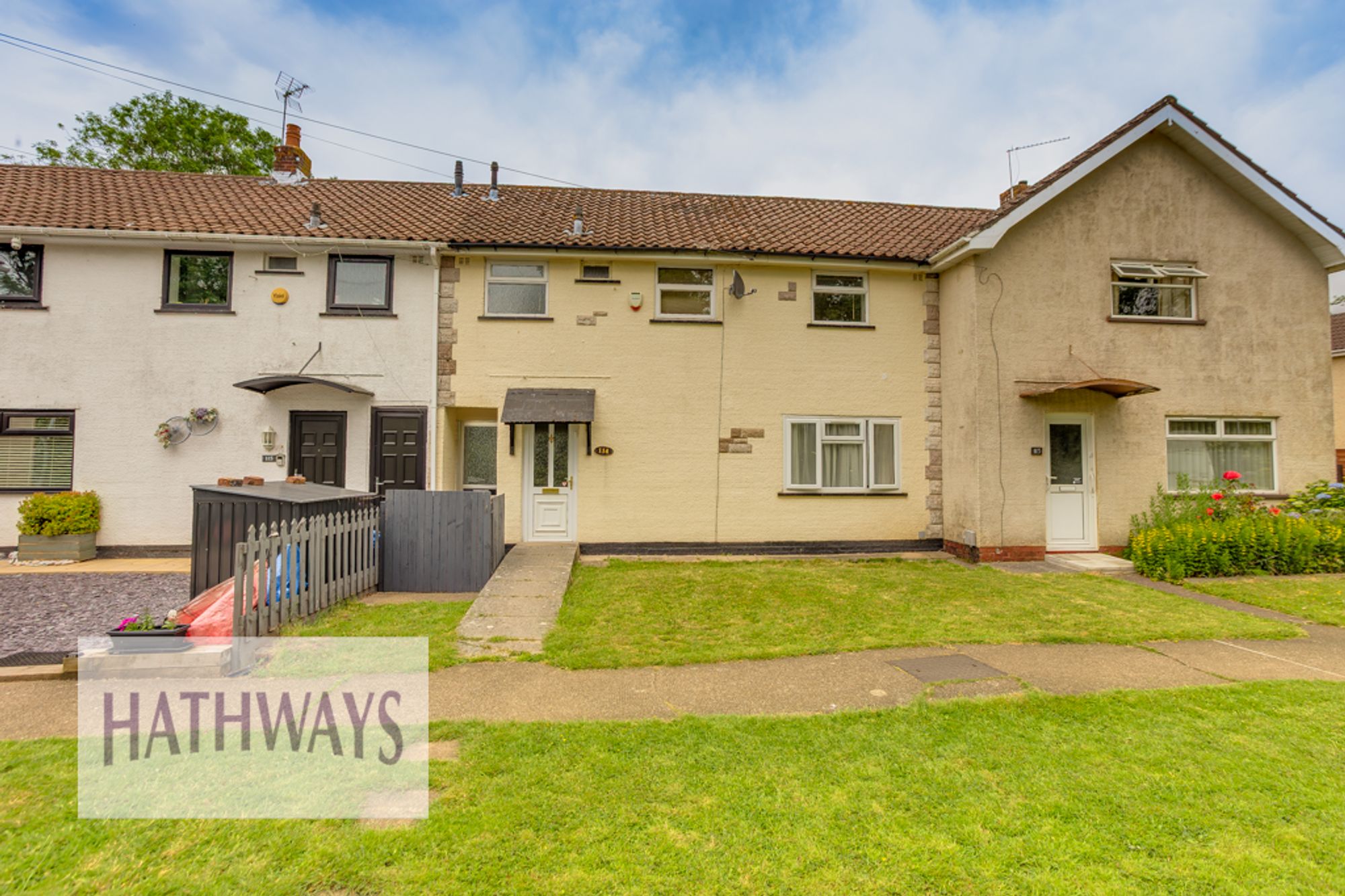 3 bed terraced house to rent in Court Farm Road, Cwmbran - Property Image 1