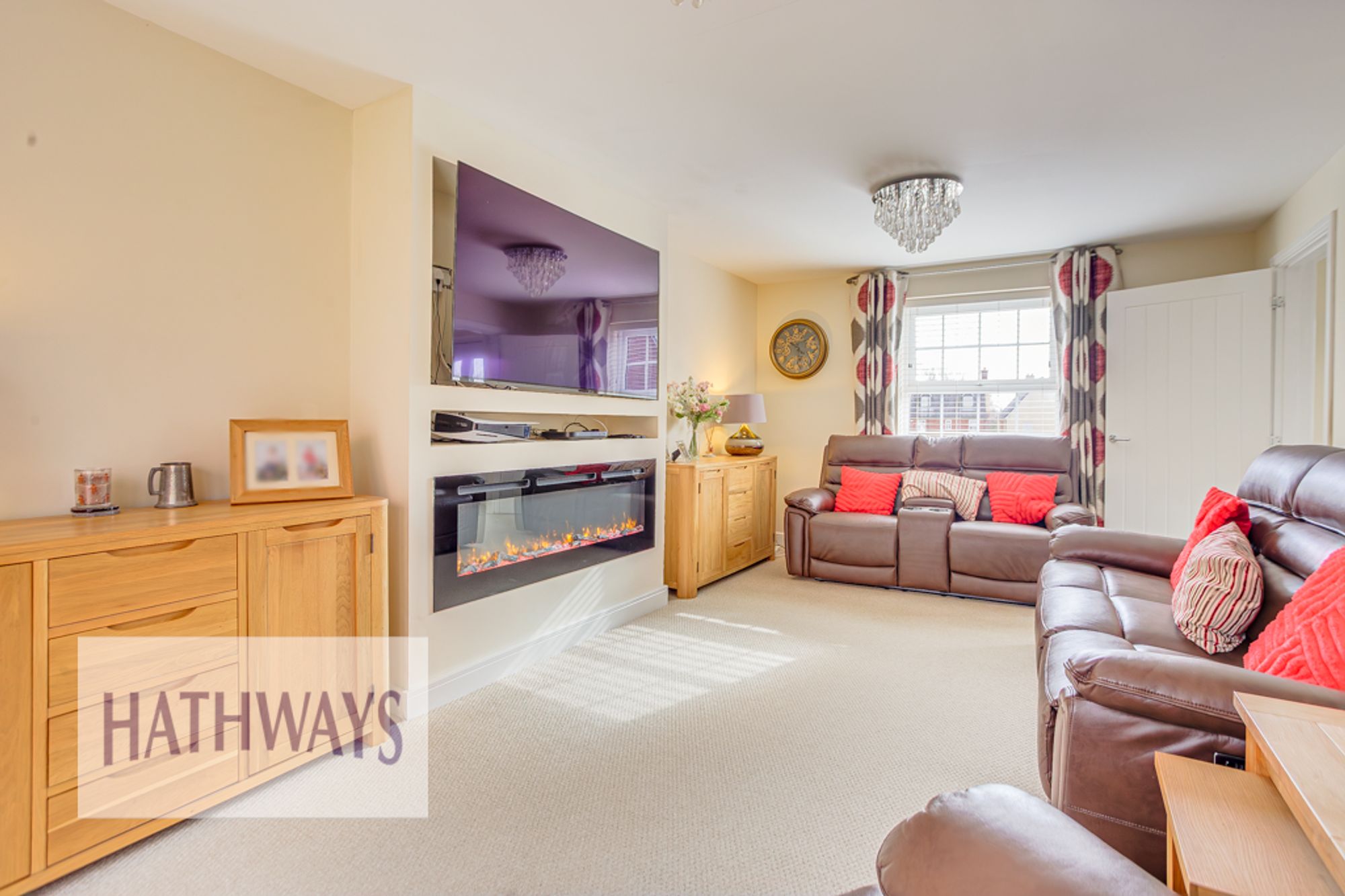 4 bed detached house for sale in Stryd Camlas, Cwmbran  - Property Image 14